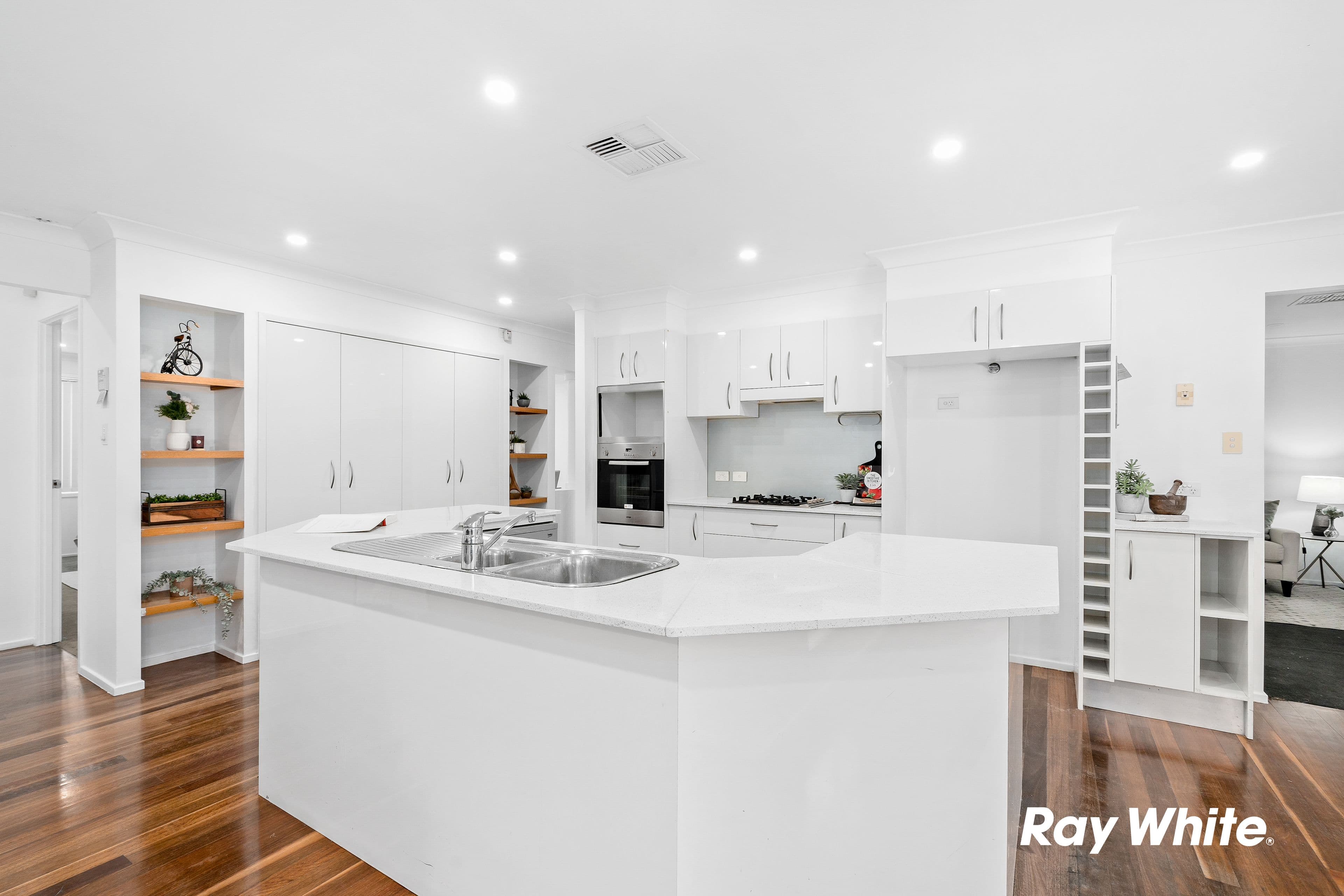 8 Watford Drive, Stanhope Gardens NSW 2768, Stanhope Gardens - Thumbnail 3
