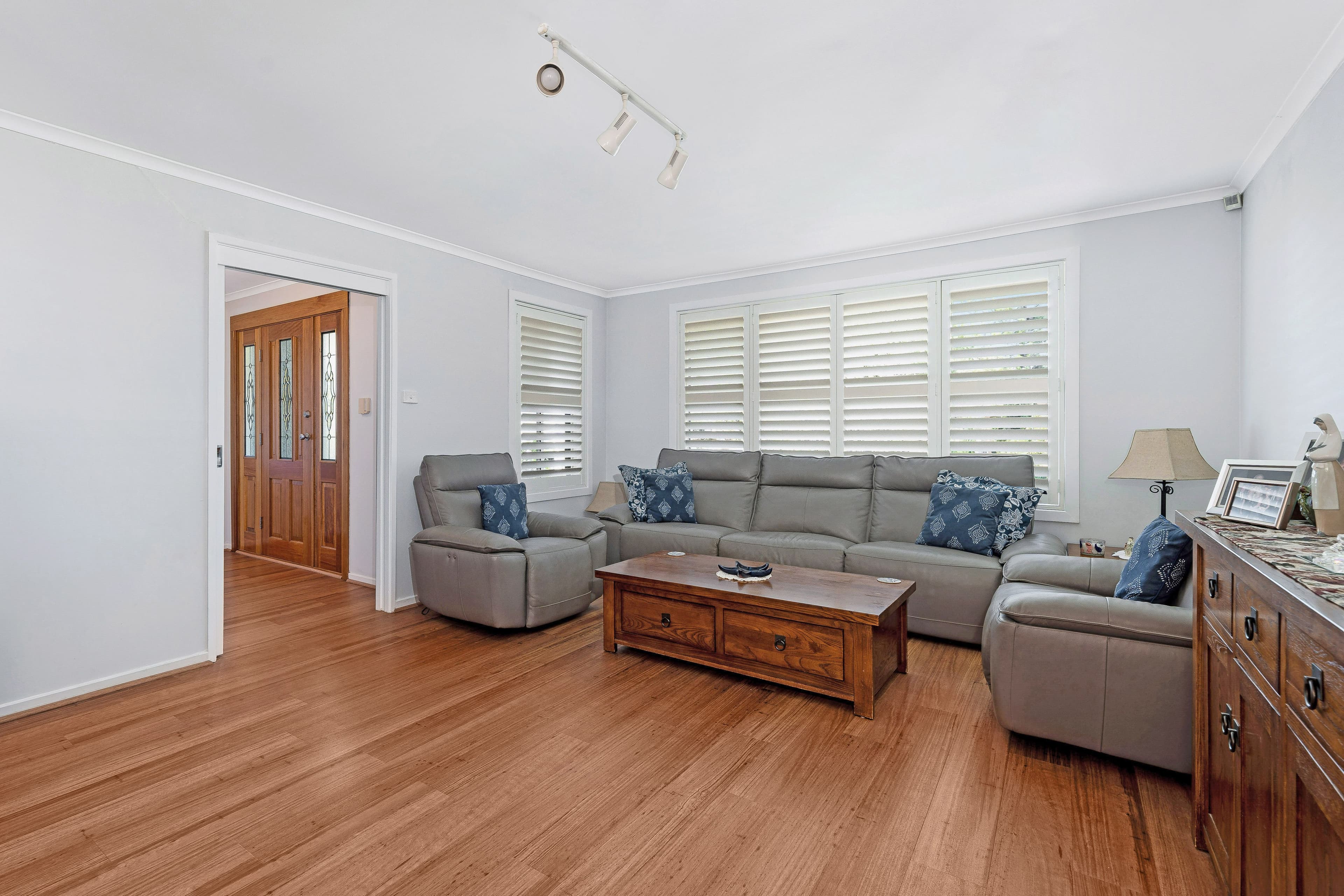 13 Yvonne Crescent, Georges Hall NSW 2198, Bass Hill - Thumbnail 3