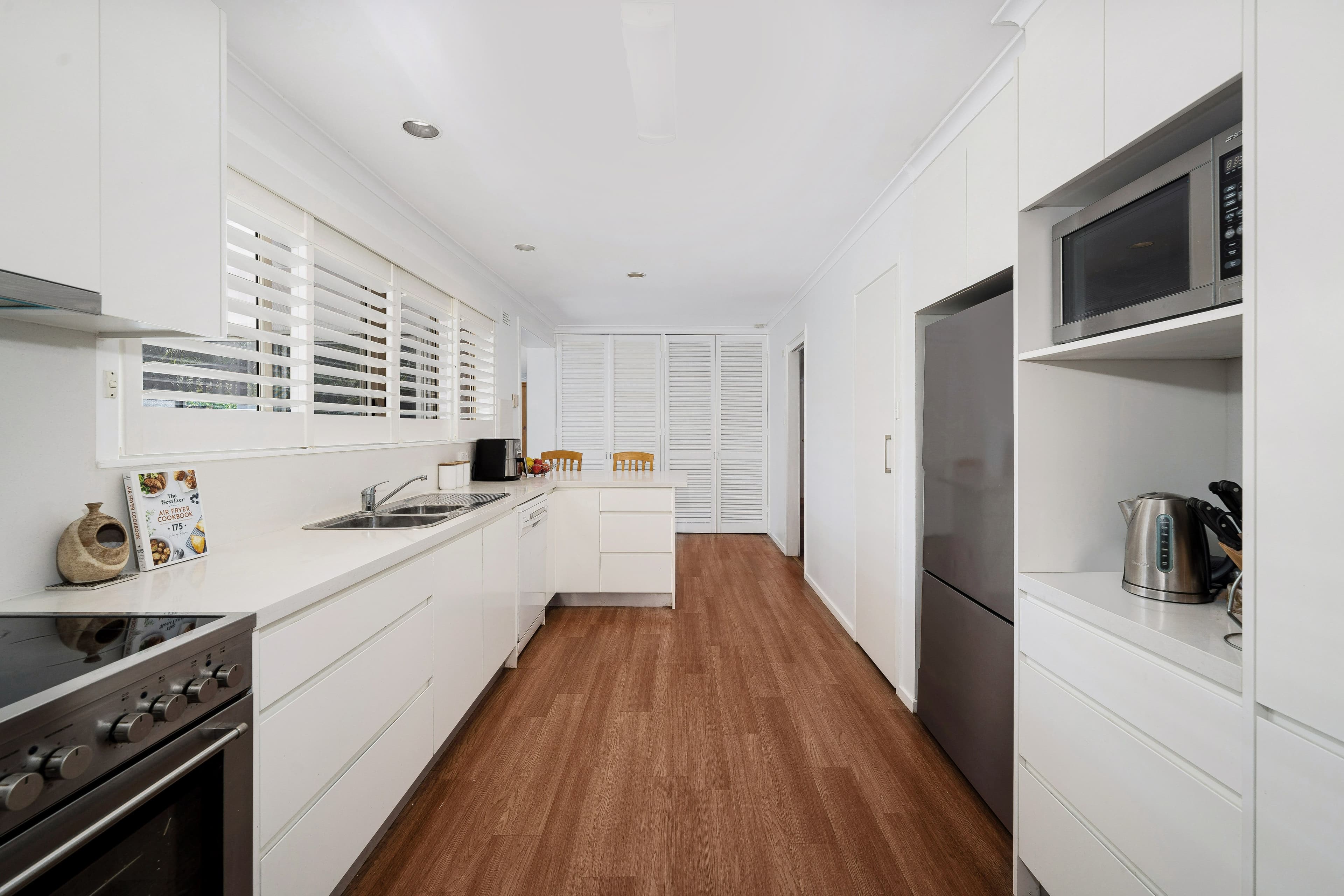 13 Yvonne Crescent, Georges Hall NSW 2198, Bass Hill - Thumbnail 4
