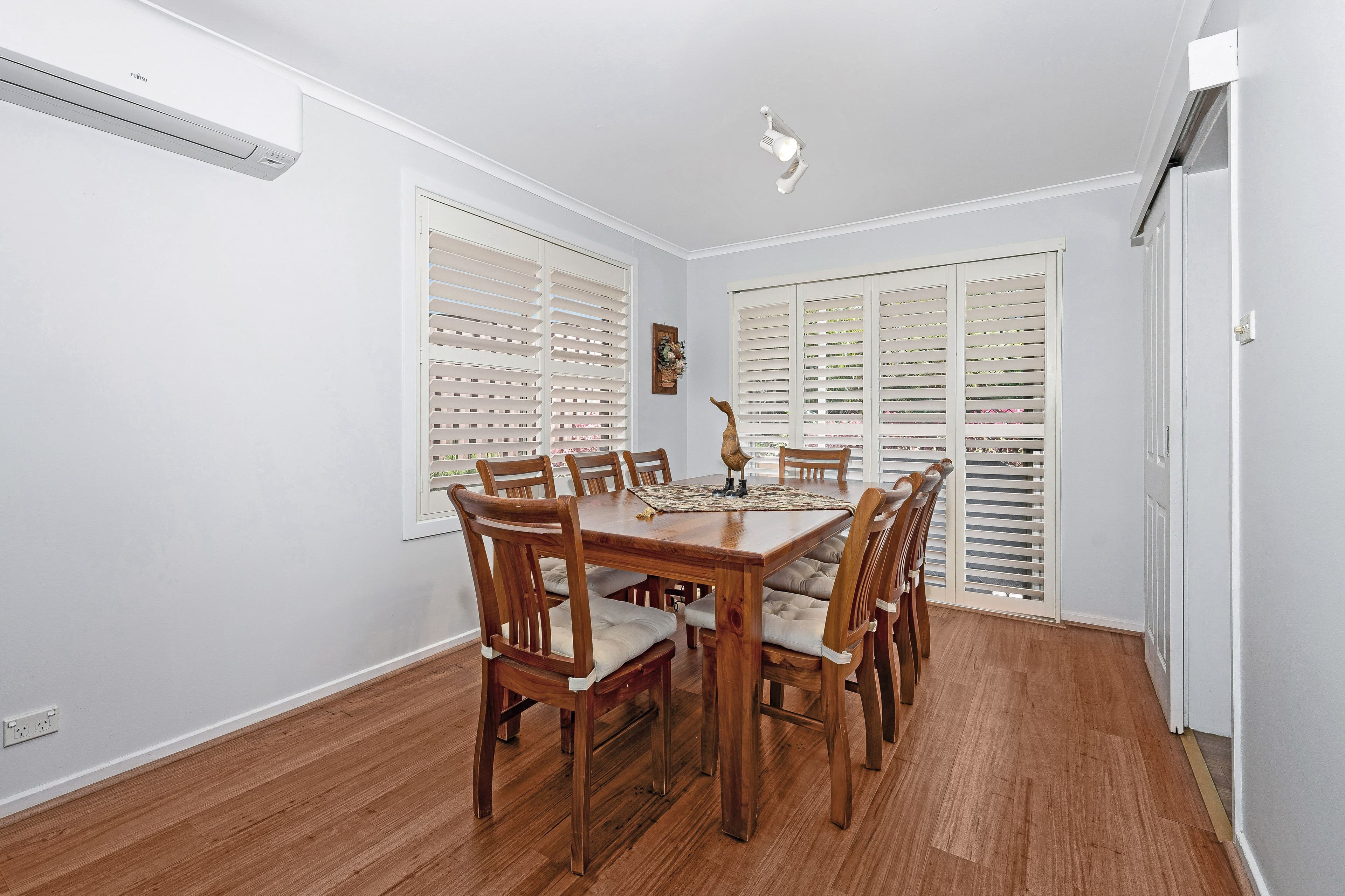 13 Yvonne Crescent, Georges Hall NSW 2198, Bass Hill - Thumbnail 5