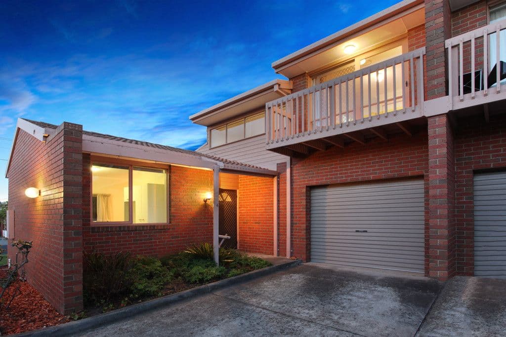 218 Warrigal Road, OAKLEIGH SOUTH VIC 3167, Oakleigh South - Thumbnail 2