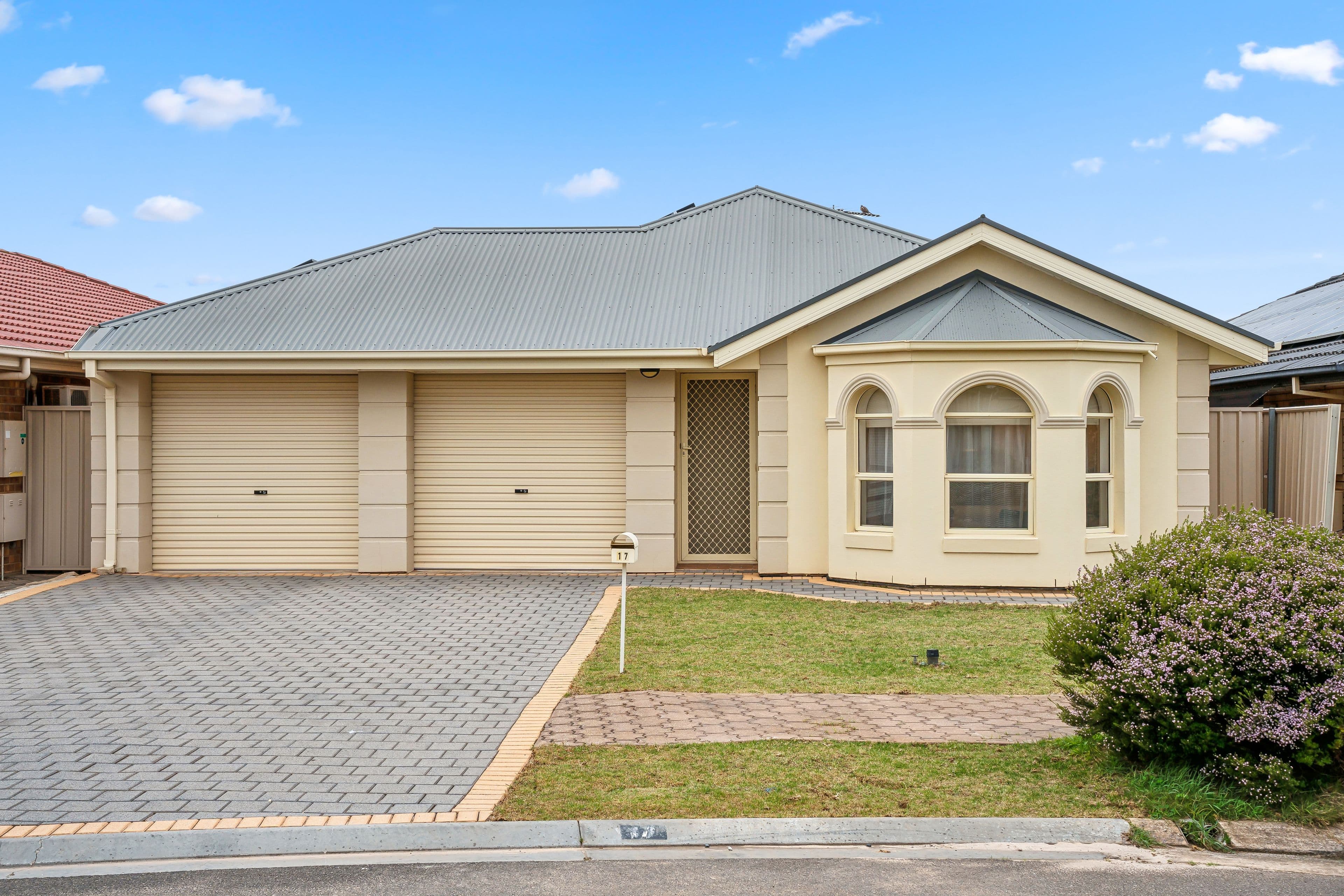 17 Dineen Road, Parafield Gardens SA 5107, Parafield Gardens - Image 1