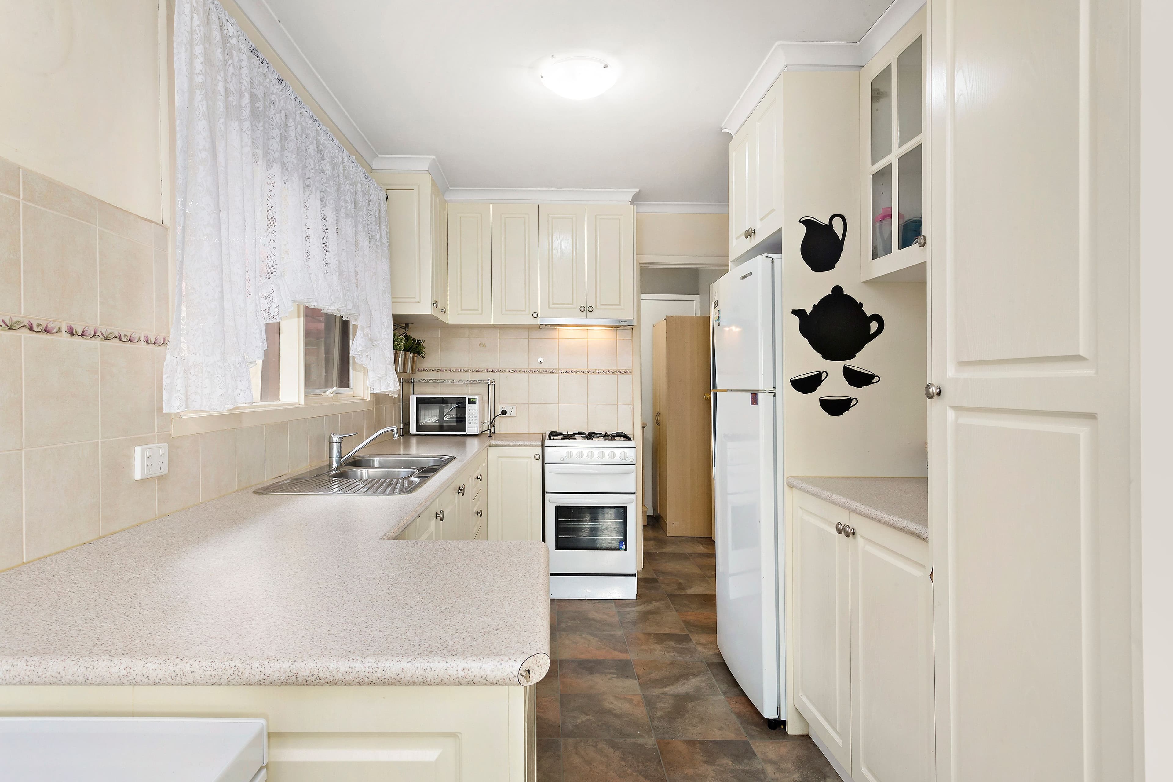 15 Cherry Court, Lalor VIC 3075, Lalor - Thumbnail 4