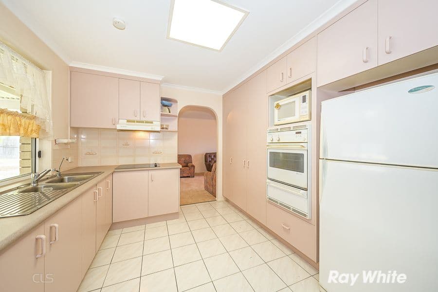 16 Perch Circuit, Sandstone Point QLD 4511, Sandstone Point - Thumbnail 2
