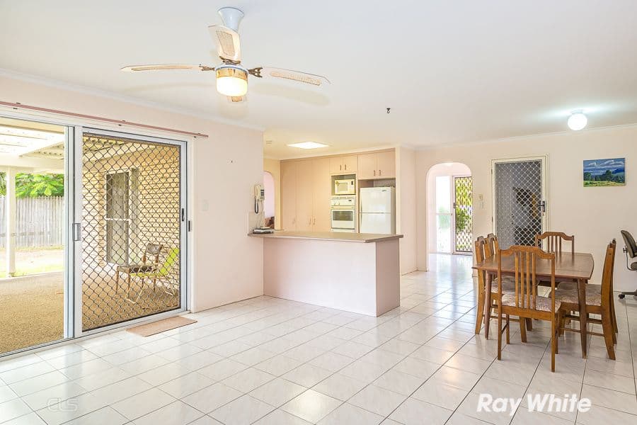 16 Perch Circuit, Sandstone Point QLD 4511, Sandstone Point - Thumbnail 6