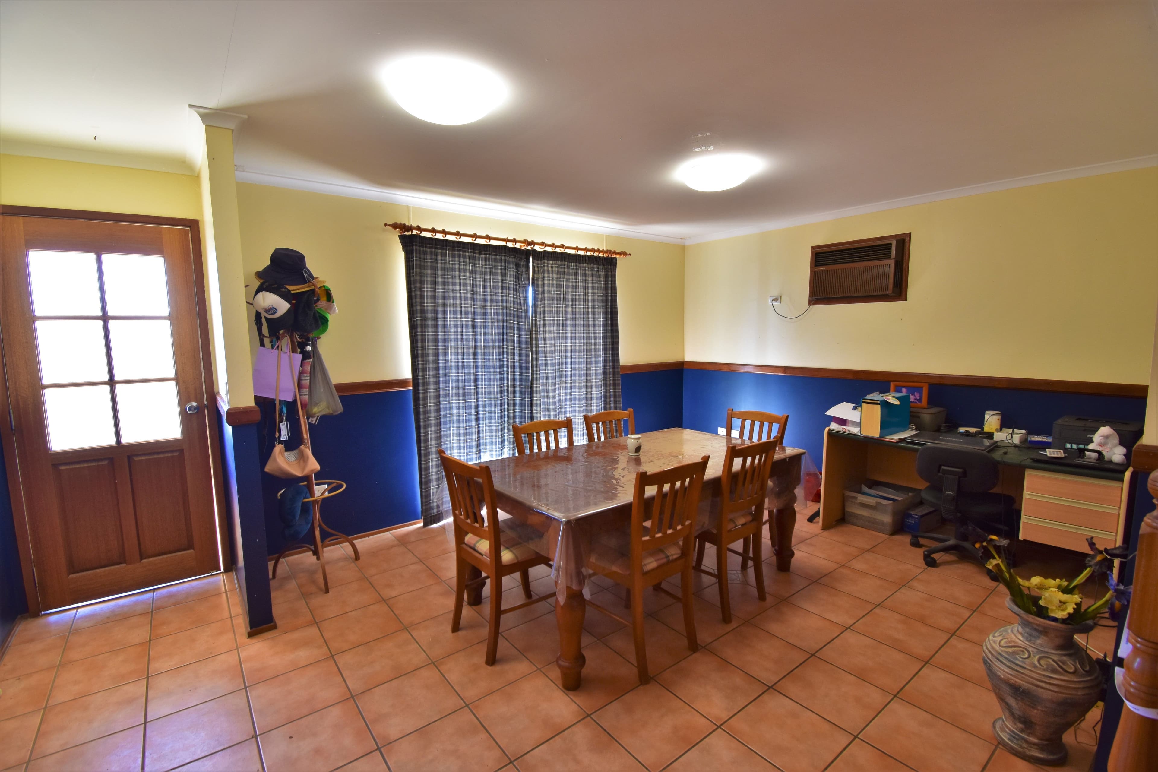 125 Boree Street, Barcaldine QLD 4725, Barcaldine - Thumbnail 4