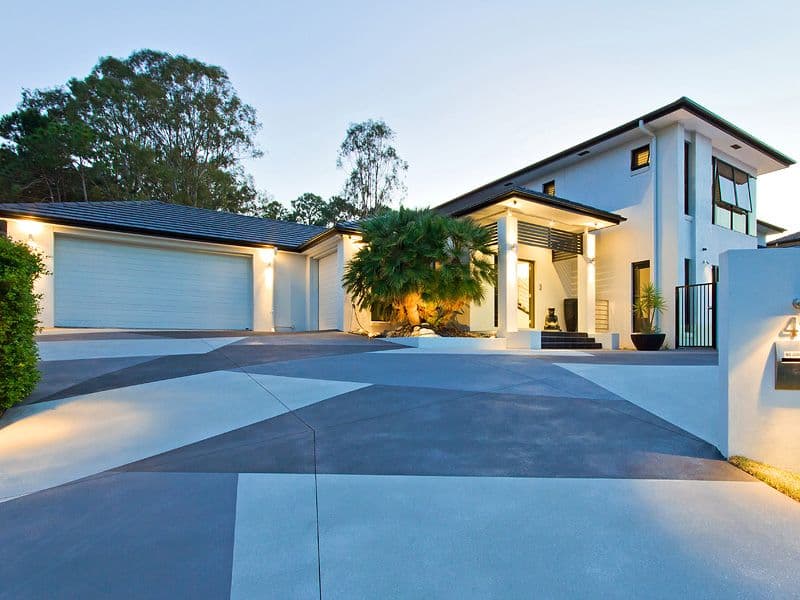41 Trequanda Place, BRIDGEMAN DOWNS QLD 4035, Bridgeman Downs - Thumbnail 2