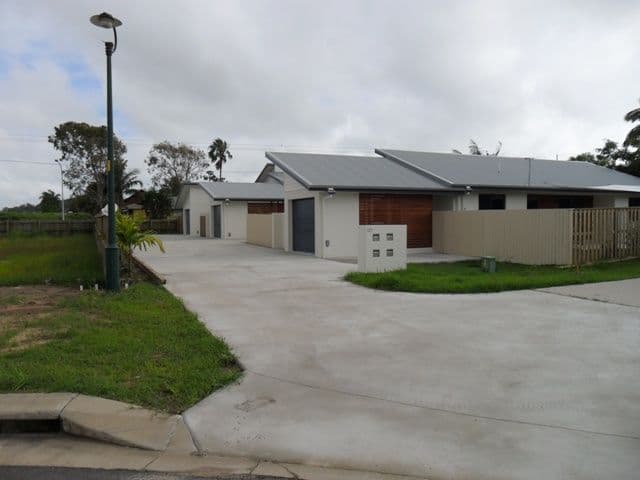 10 Coolum Court, BLACKS BEACH QLD 4740, Blacks Beach - Image 1