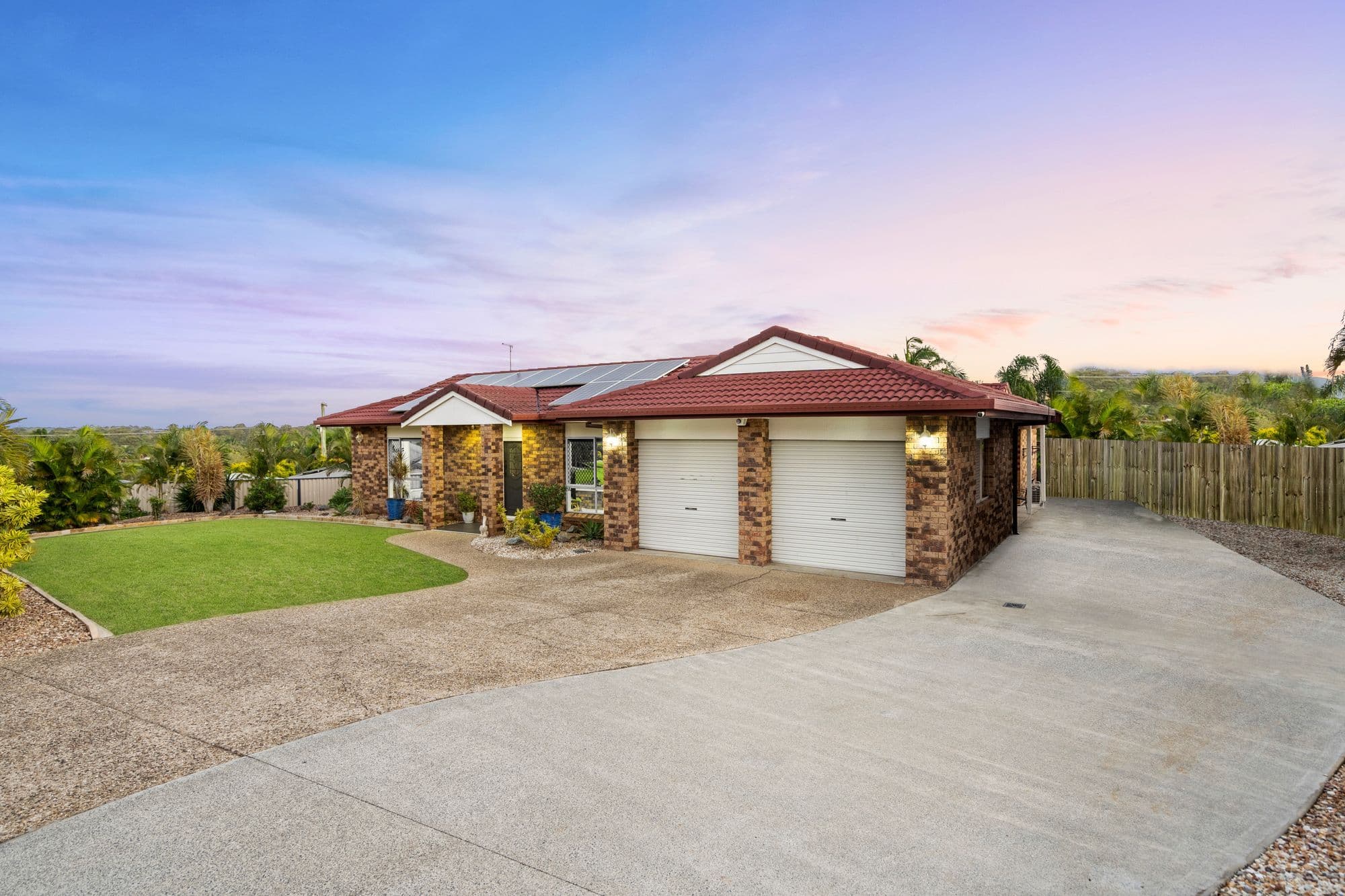 4 Shea Court, Mount Warren Park QLD 4207, Mount Warren Park - Thumbnail 2