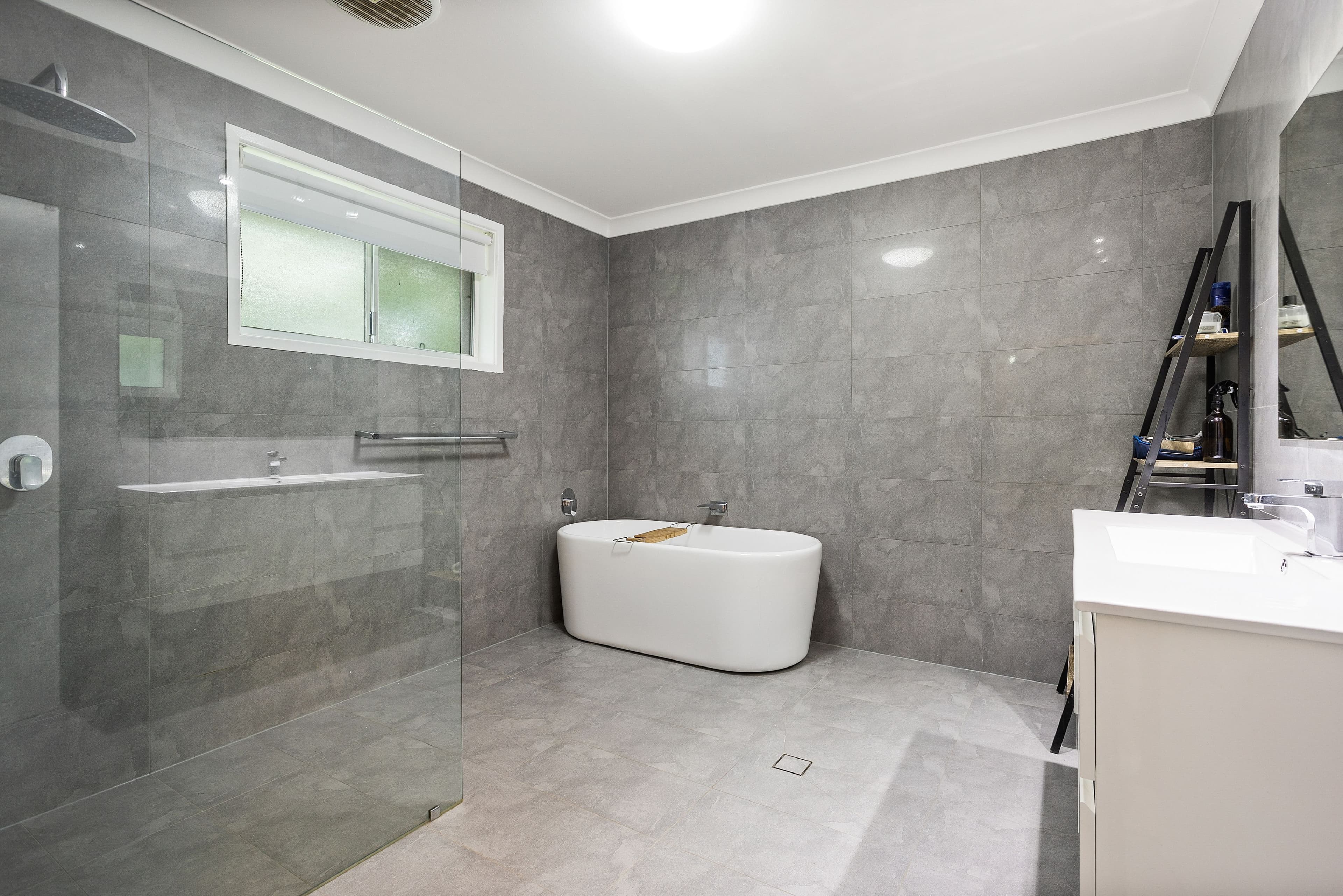19 Gray Avenue, Mount Warrigal NSW 2528, Mount Warrigal - Thumbnail 5