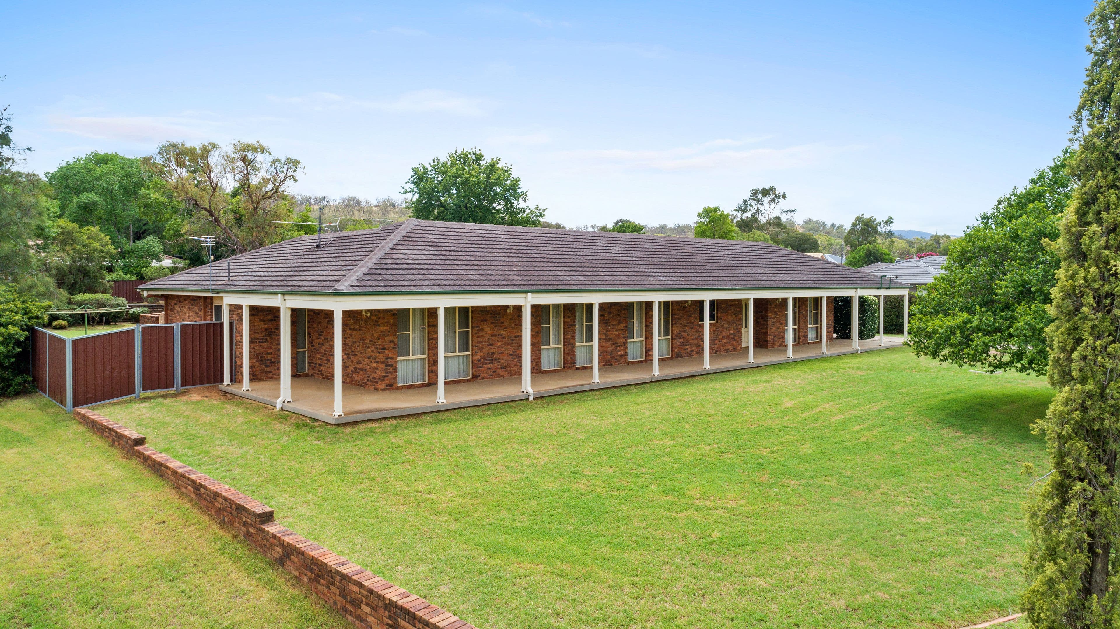 134 Manilla Road, Tamworth NSW 2340, Tamworth - Image 1