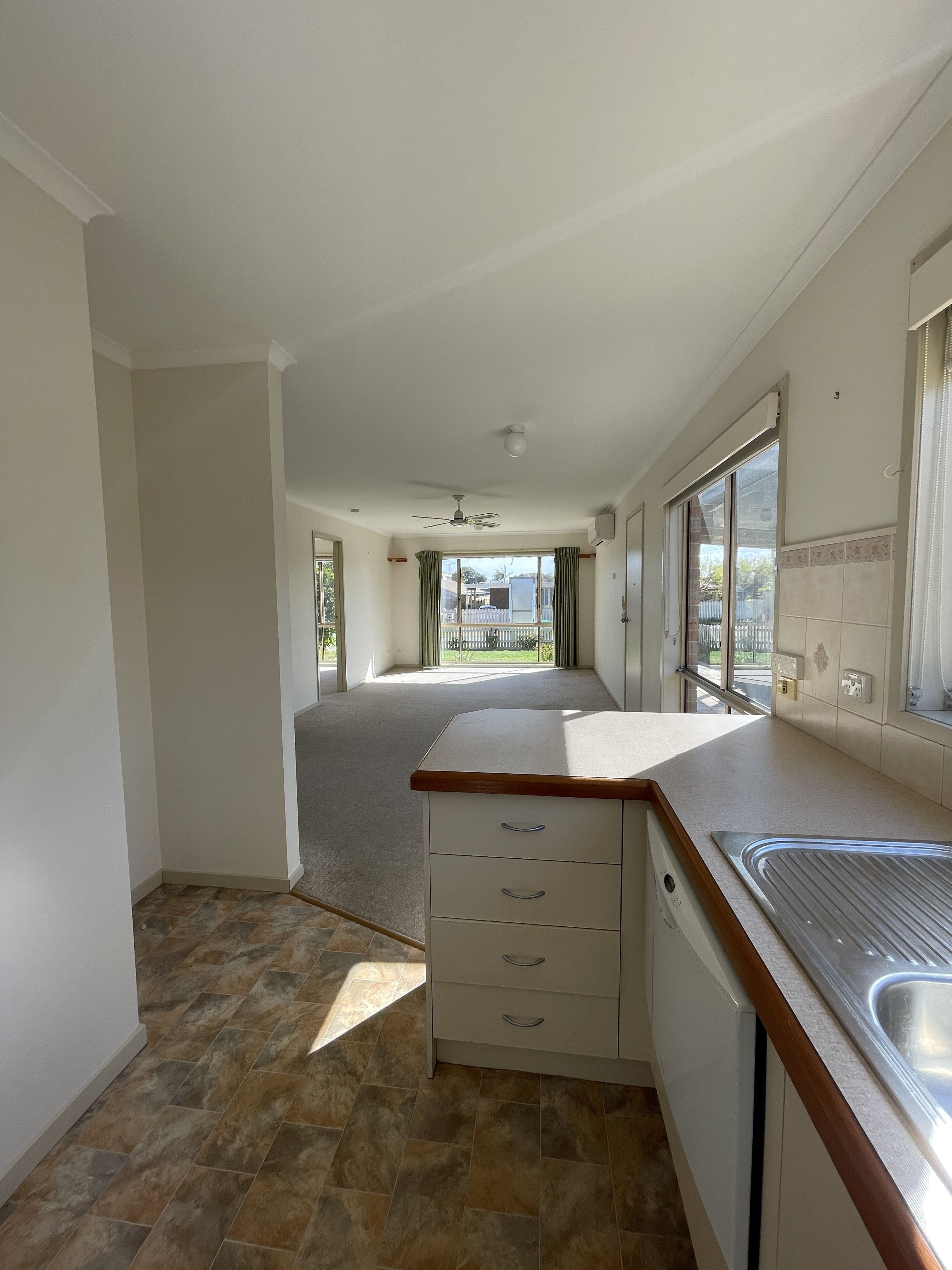 137 Third Avenue, Rosebud VIC 3939, Rosebud - Thumbnail 8