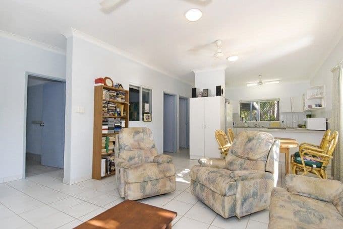 9 Hogan Court, GRAY NT 0830, Gray - Thumbnail 2