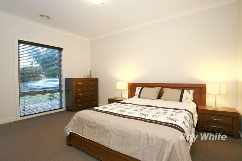 77 Frawley Road, HALLAM VIC 3803, Hallam - Thumbnail 2
