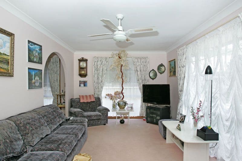 5 Charlotte Close, BATEAU BAY NSW 2261, Bateau Bay - Thumbnail 2