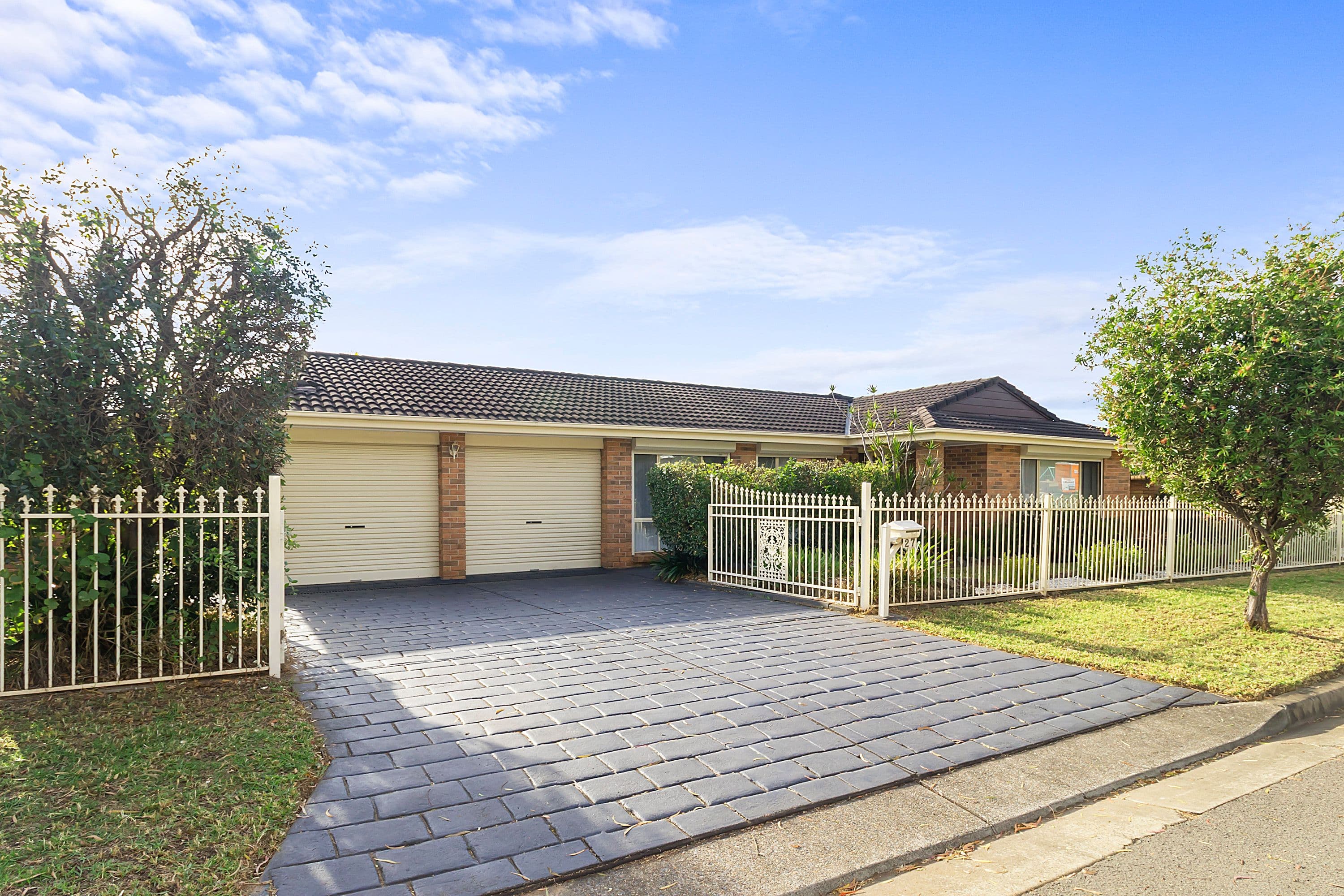 27 Doncaster Avenue, Casula - Thumbnail 2