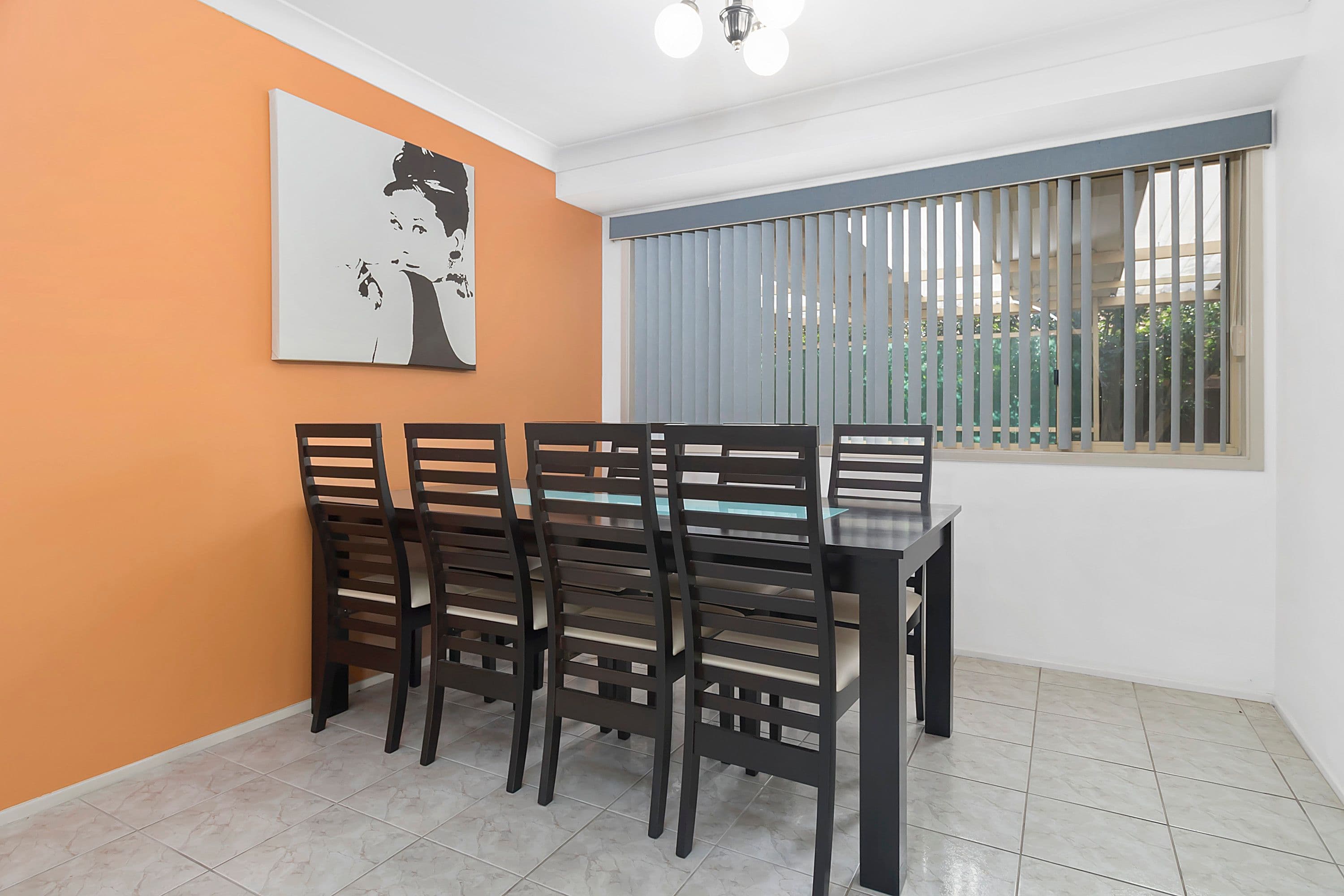 27 Doncaster Avenue, Casula - Thumbnail 5