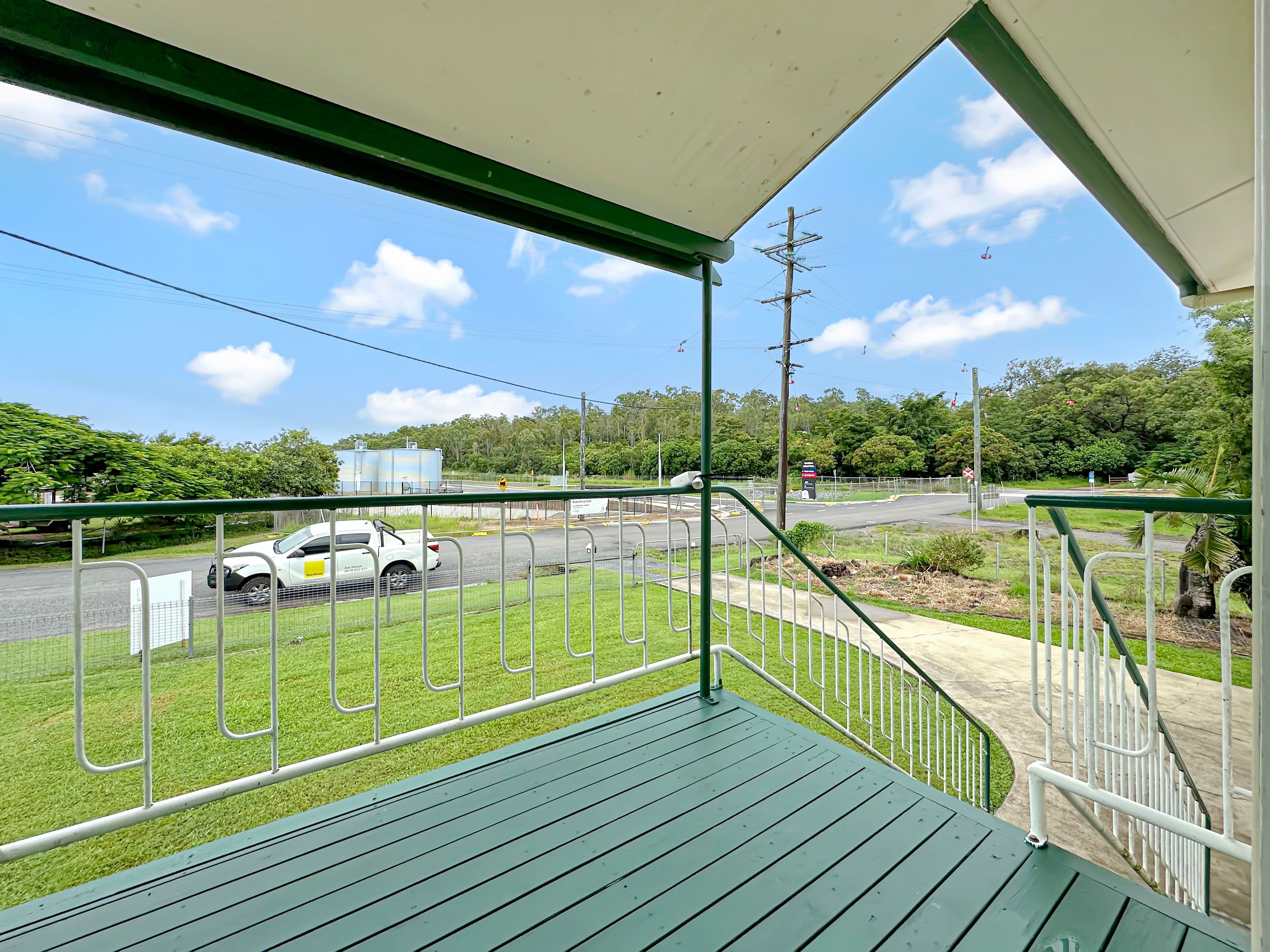 44 Brewers Road, Sarina QLD 4737, Sarina - Thumbnail 2