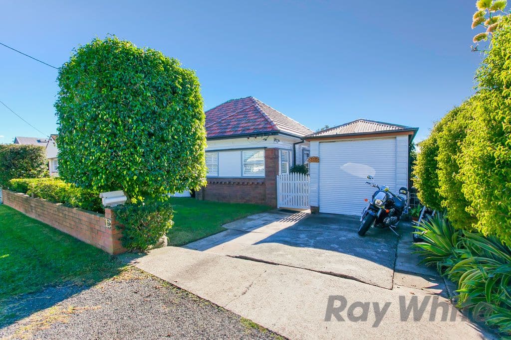 12 Frederick Street, WARATAH NSW 2298, Waratah - Thumbnail 2