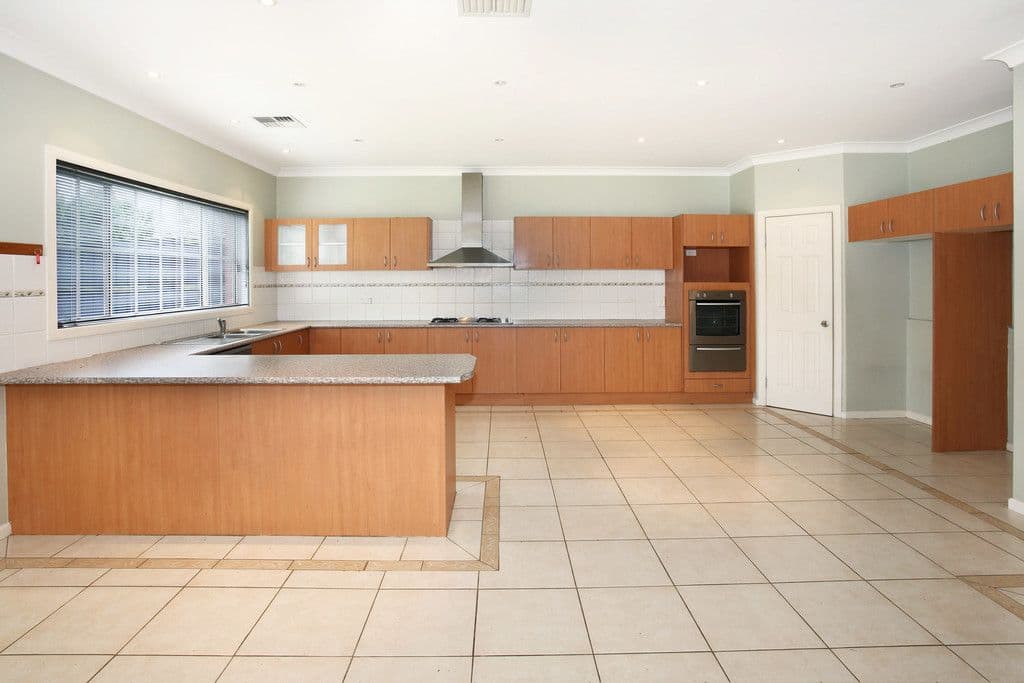 32 Perisher Road, Beaumont Hills NSW 2155, Beaumont Hills - Thumbnail 2
