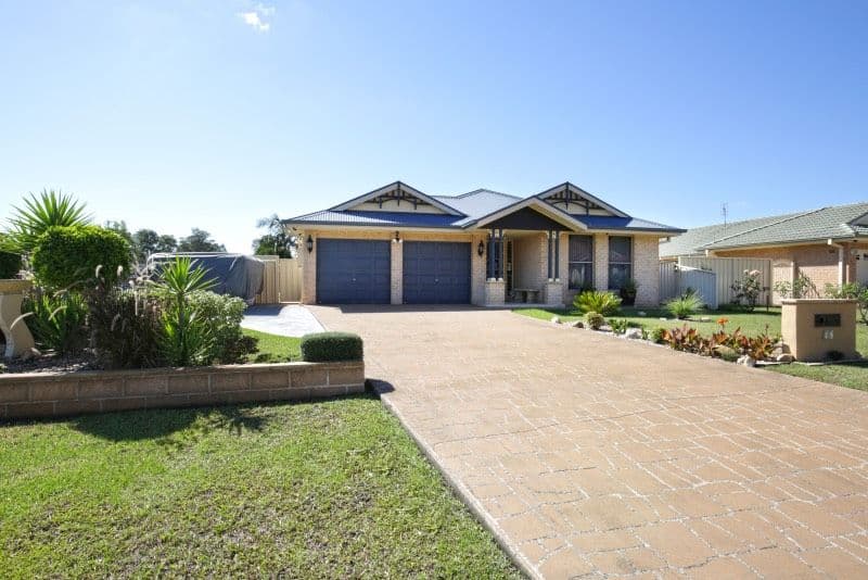 15 Kardella Avenue, Nowra - Image 1
