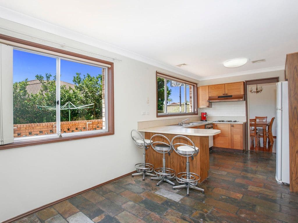 2 Tolmer Street, Bossley Park - Thumbnail 2