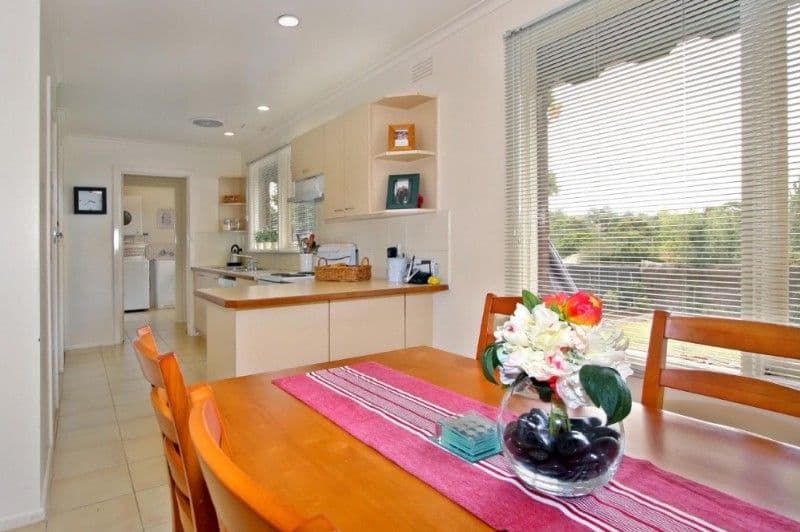 13 Sampson Drive, MOUNT WAVERLEY VIC 3149, Mount Waverley - Thumbnail 7
