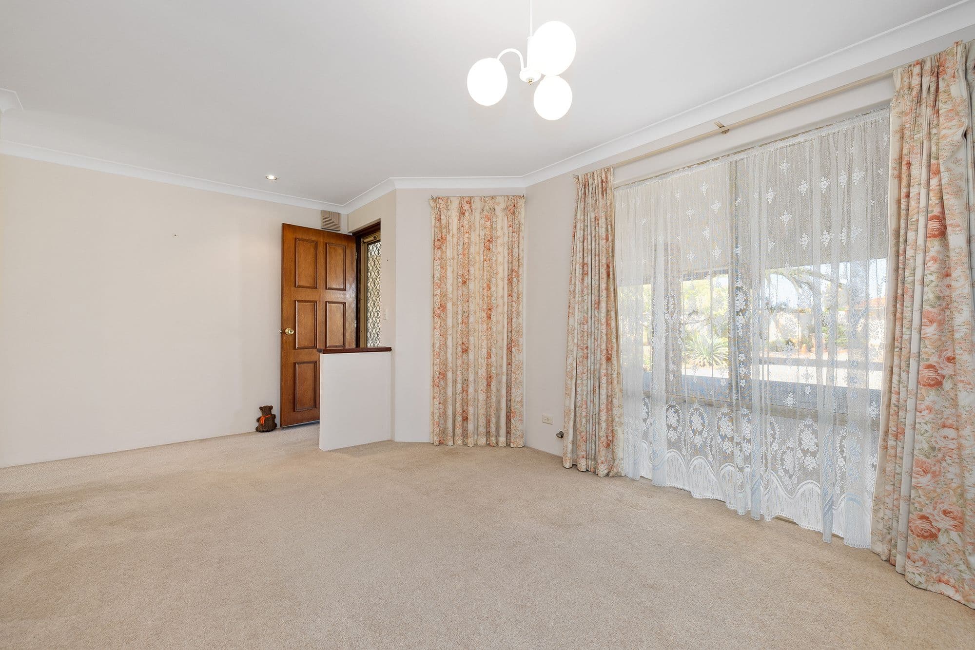4 Kybra Court, Morley WA 6062, Morley - Thumbnail 3