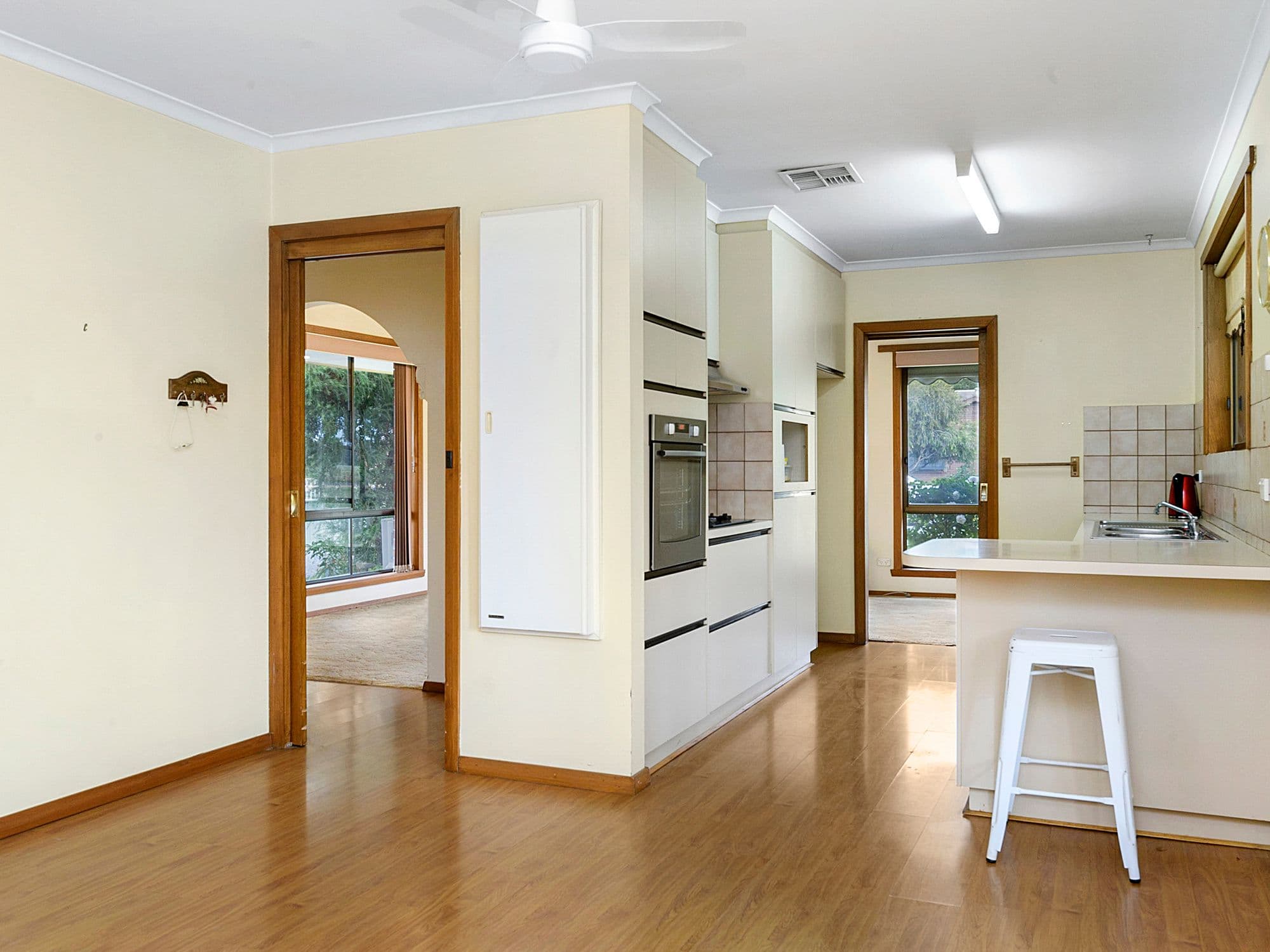 114 Coish Avenue, Benalla VIC 3672, Benalla - Thumbnail 2