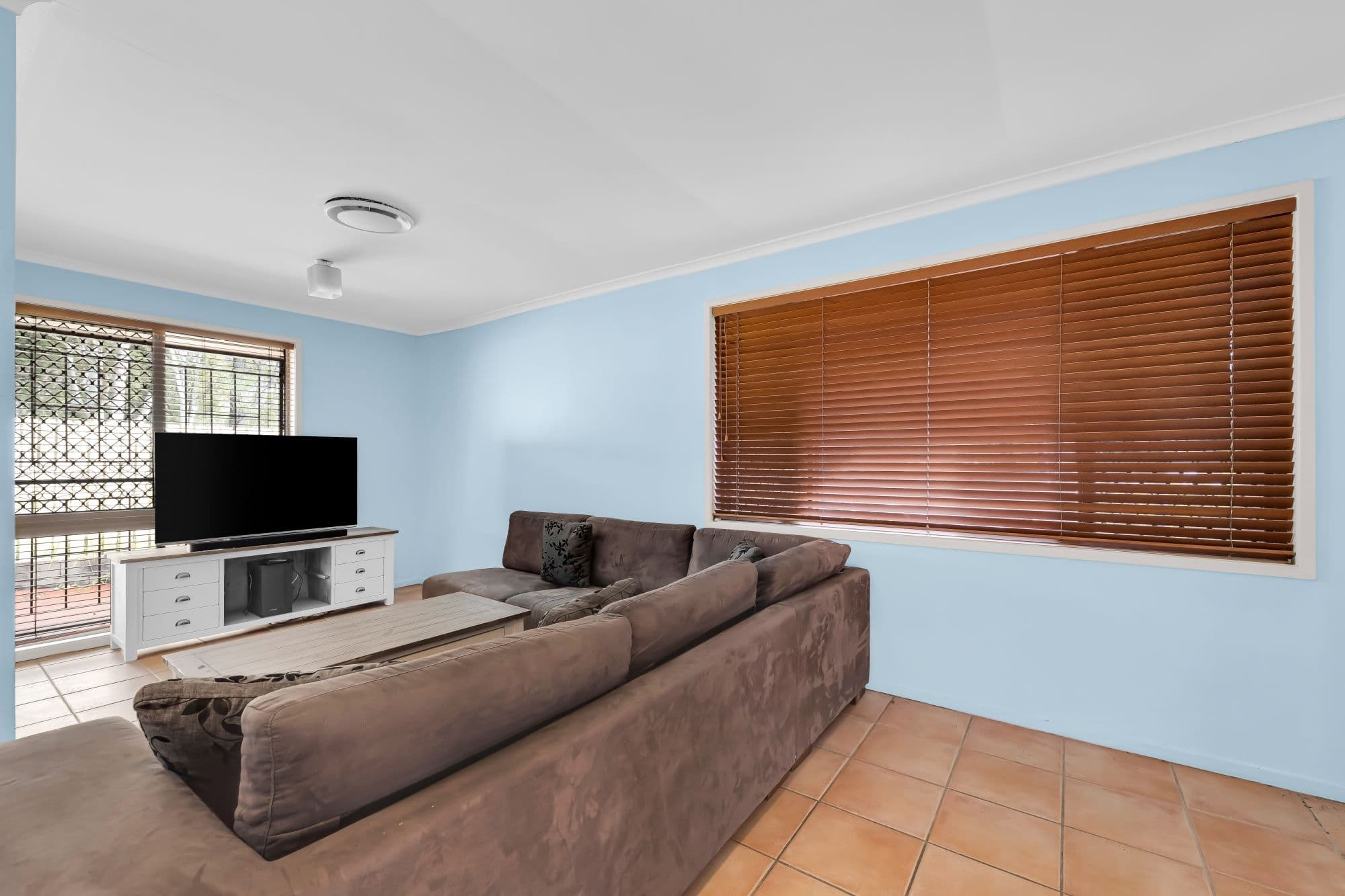 2 Willowood Street, Bracken Ridge QLD 4017, Bracken Ridge - Thumbnail 4