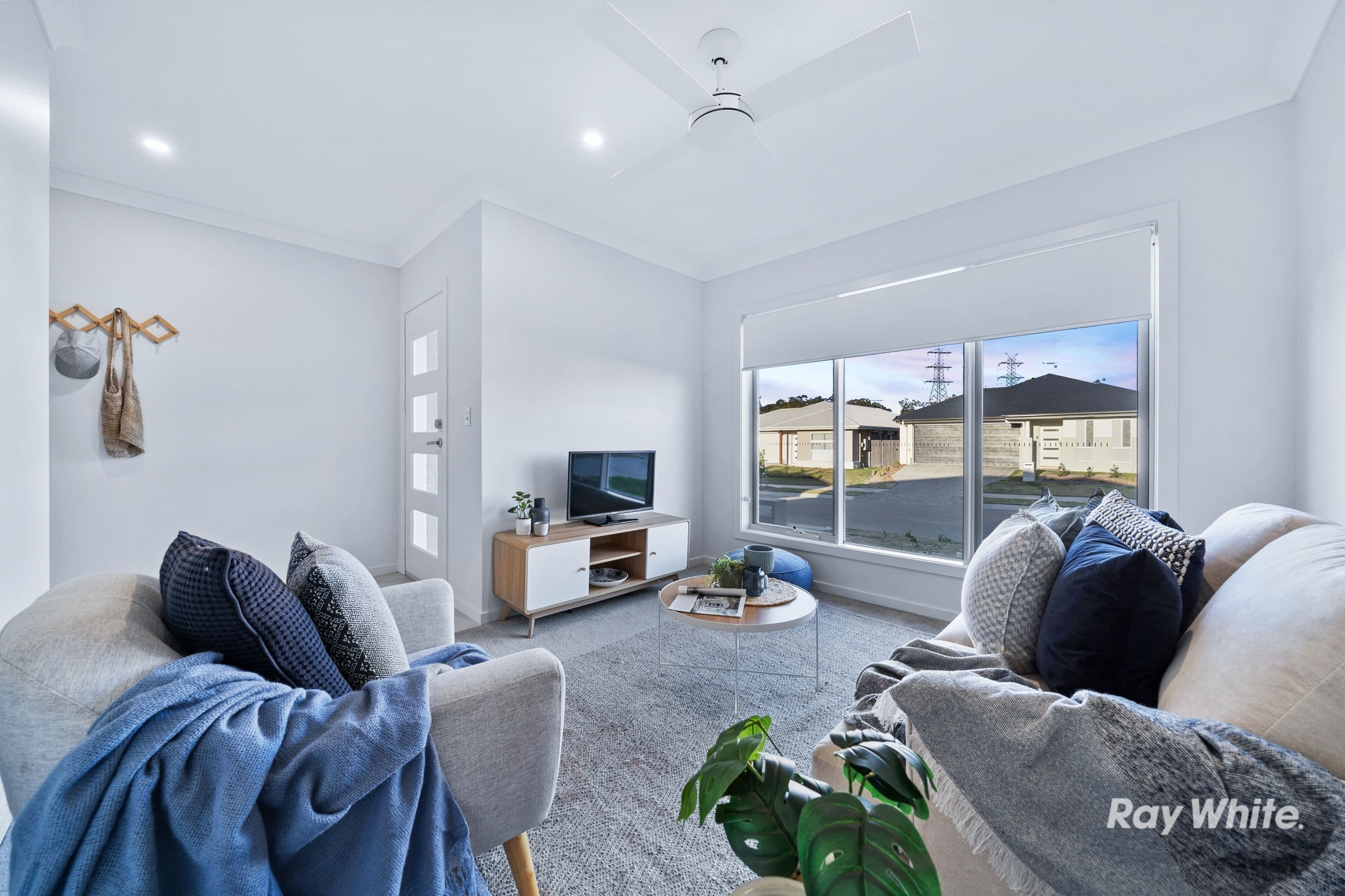 16 Eucalyptus Street, Greenbank QLD 4124, Greenbank - Thumbnail 2