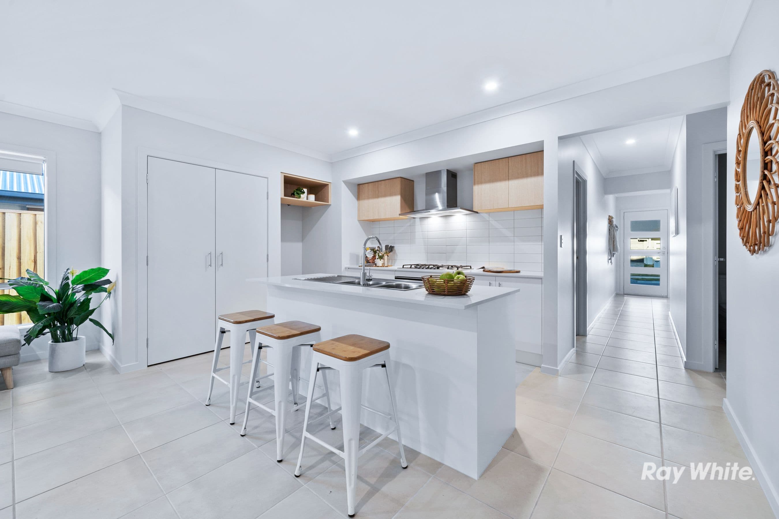 16 Eucalyptus Street, Greenbank QLD 4124, Greenbank - Thumbnail 4