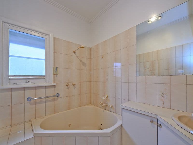 24 Gunyah Road, BLACKBURN NORTH VIC 3130, Blackburn North - Thumbnail 5