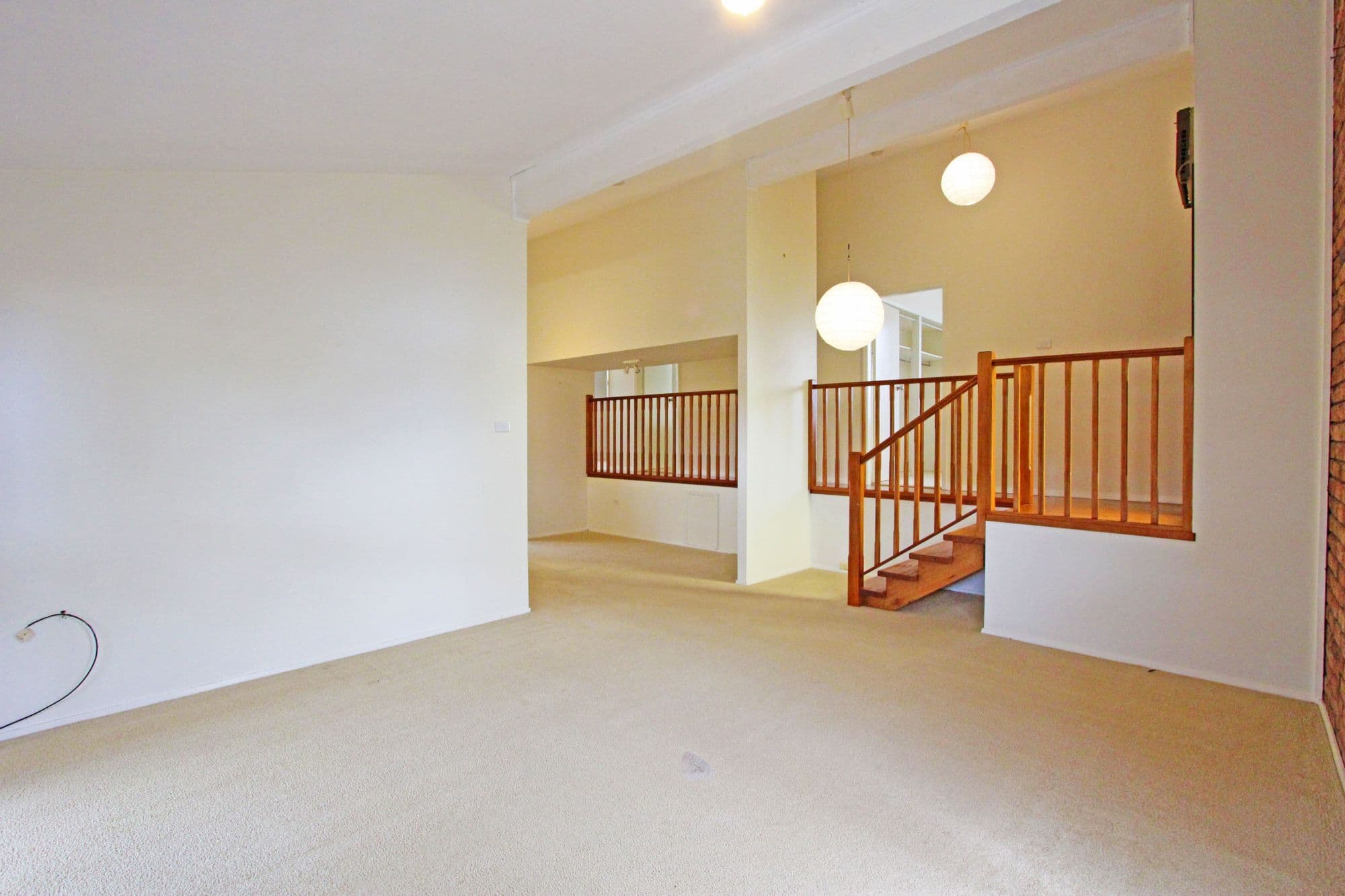 83 Brooke Avenue, KILLARNEY VALE NSW 2261, Killarney Vale - Thumbnail 2