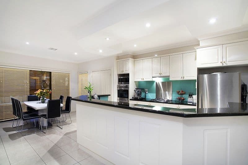19 Purtell Close, MORDIALLOC VIC 3195, Mordialloc - Thumbnail 3