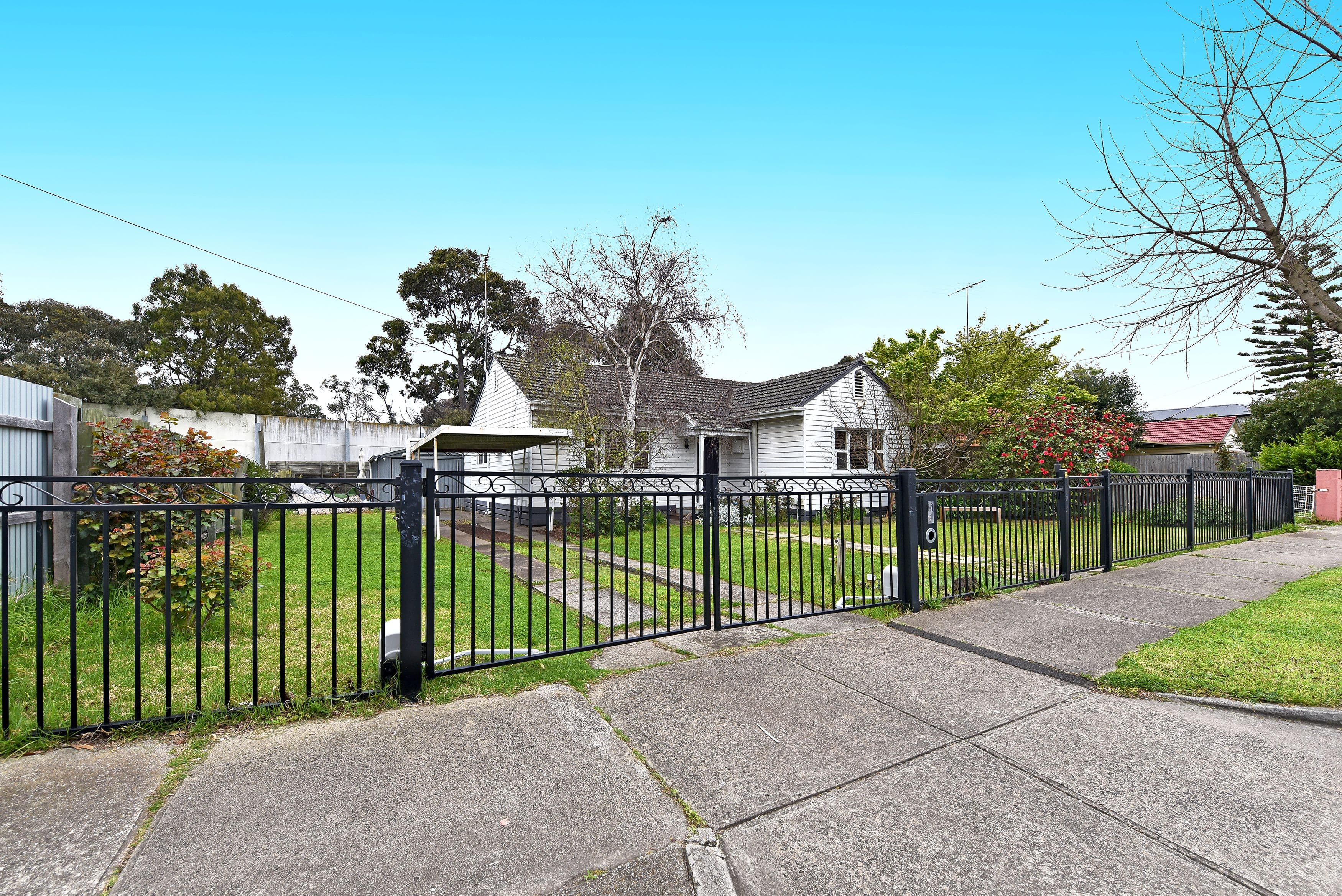 33 Coonans Road, Pascoe Vale South VIC 3044, Pascoe Vale South - Thumbnail 2