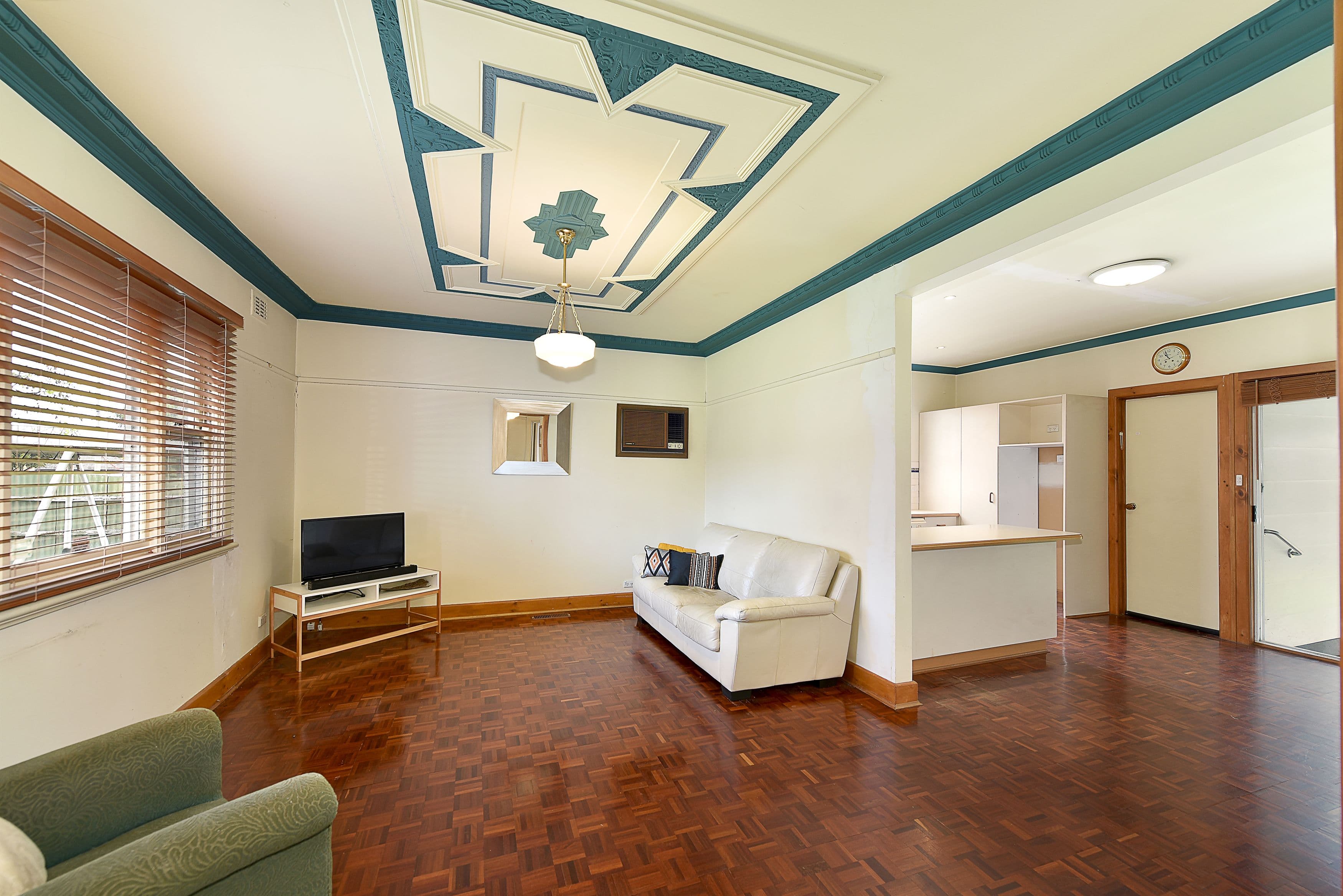 33 Coonans Road, Pascoe Vale South VIC 3044, Pascoe Vale South - Thumbnail 4