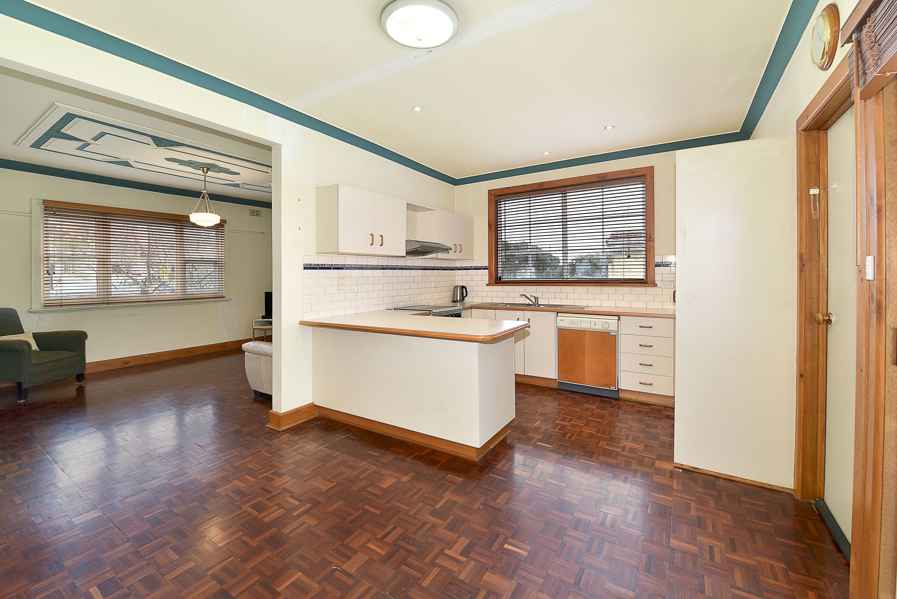 33 Coonans Road, Pascoe Vale South VIC 3044, Pascoe Vale South - Thumbnail 5
