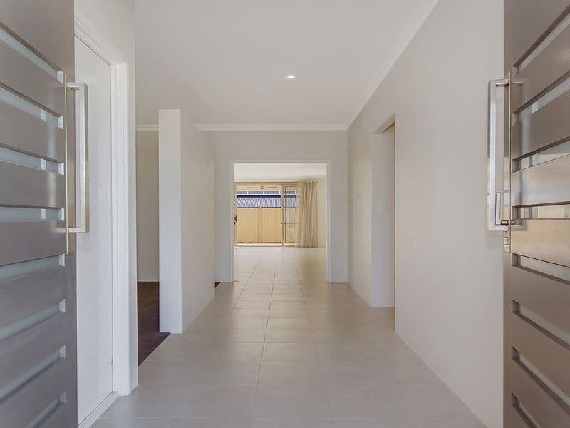 18 Peacock Avenue, Singleton WA 6175, Singleton - Thumbnail 3