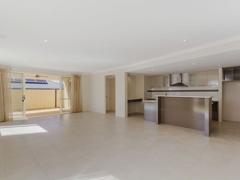 18 Peacock Avenue, Singleton WA 6175, Singleton - Thumbnail 5