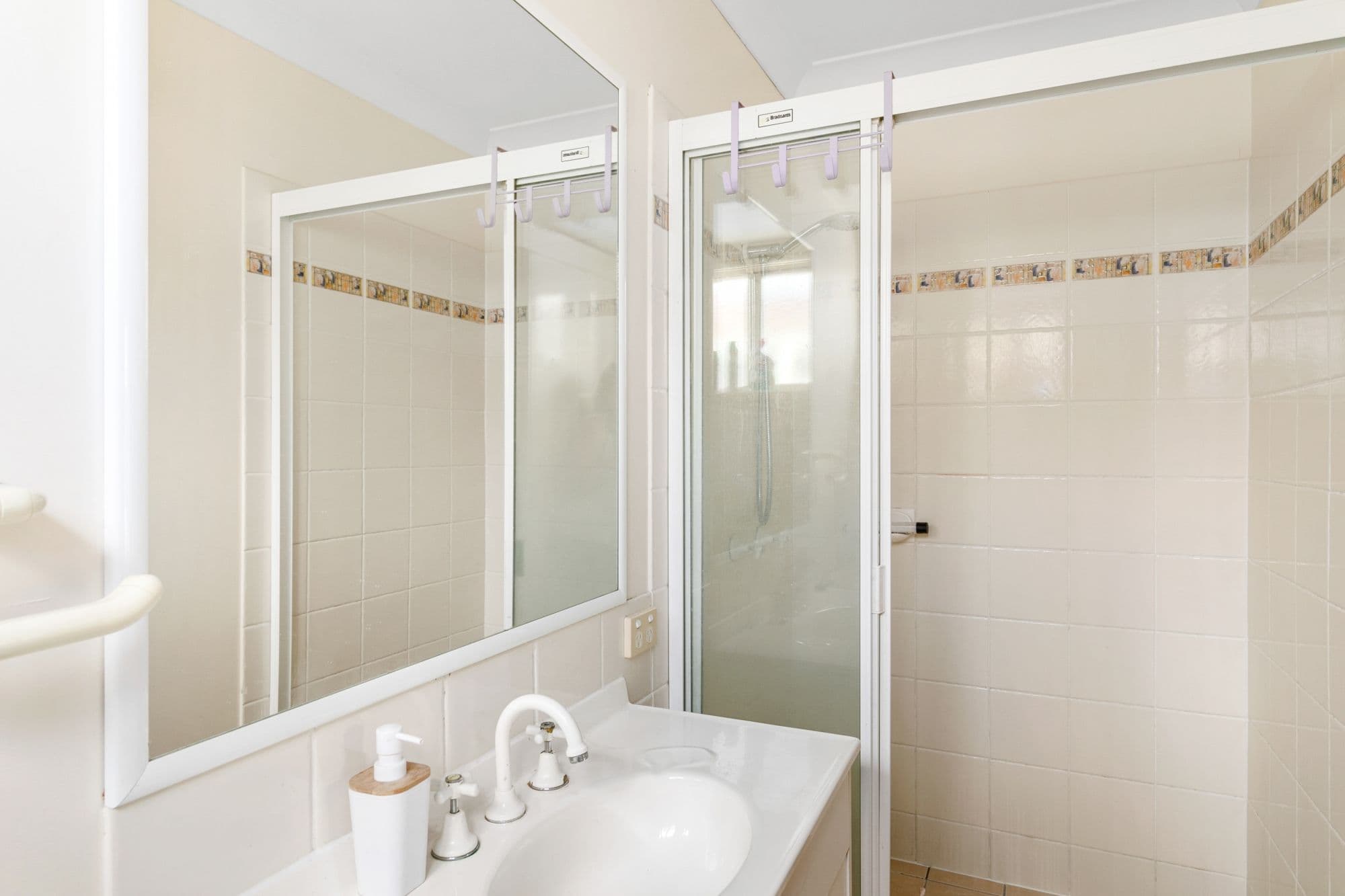 2 Hillside Court, Morayfield QLD 4506, Morayfield - Thumbnail 5