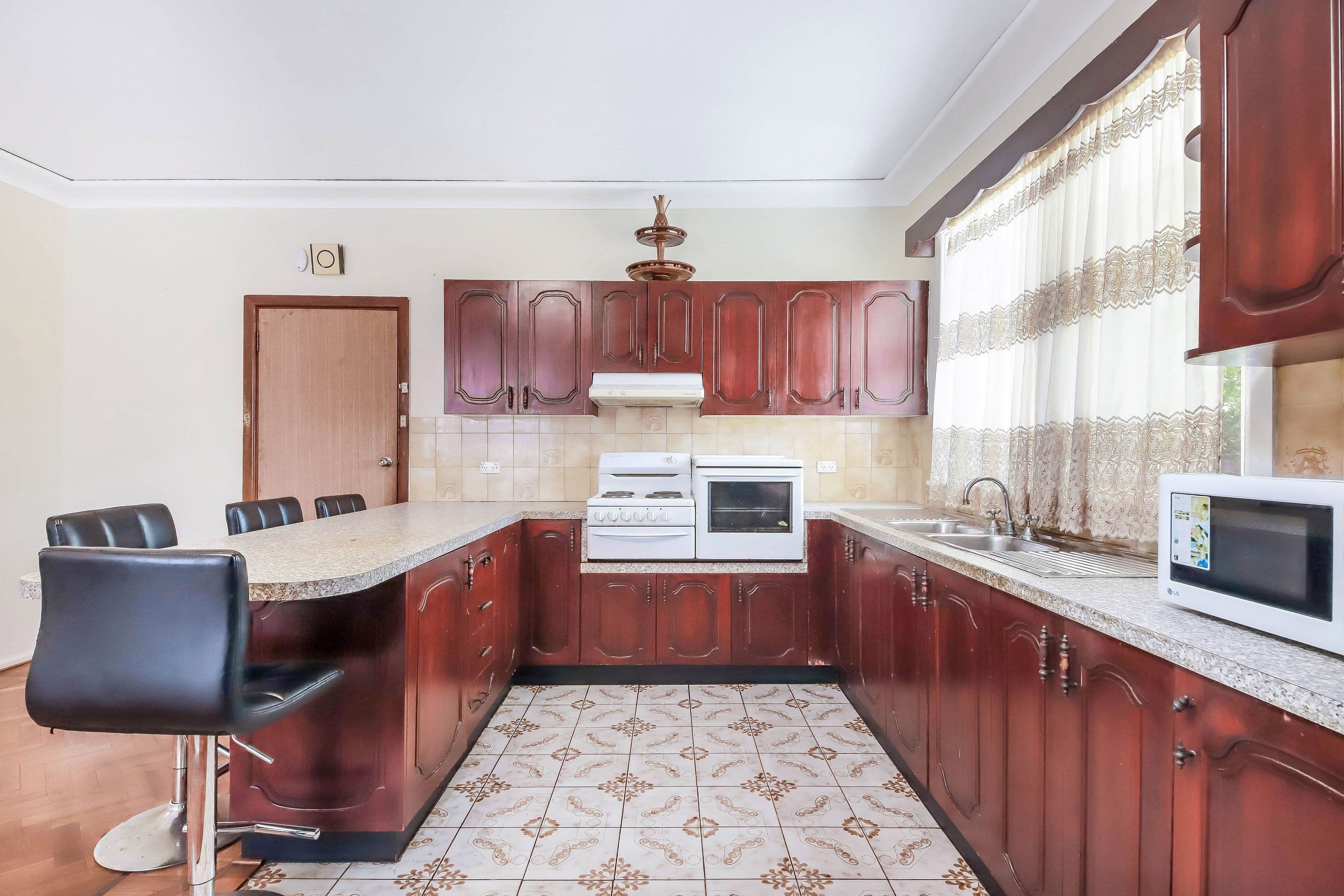 16 Gail Place, Bankstown NSW 2200, Bankstown - Thumbnail 3