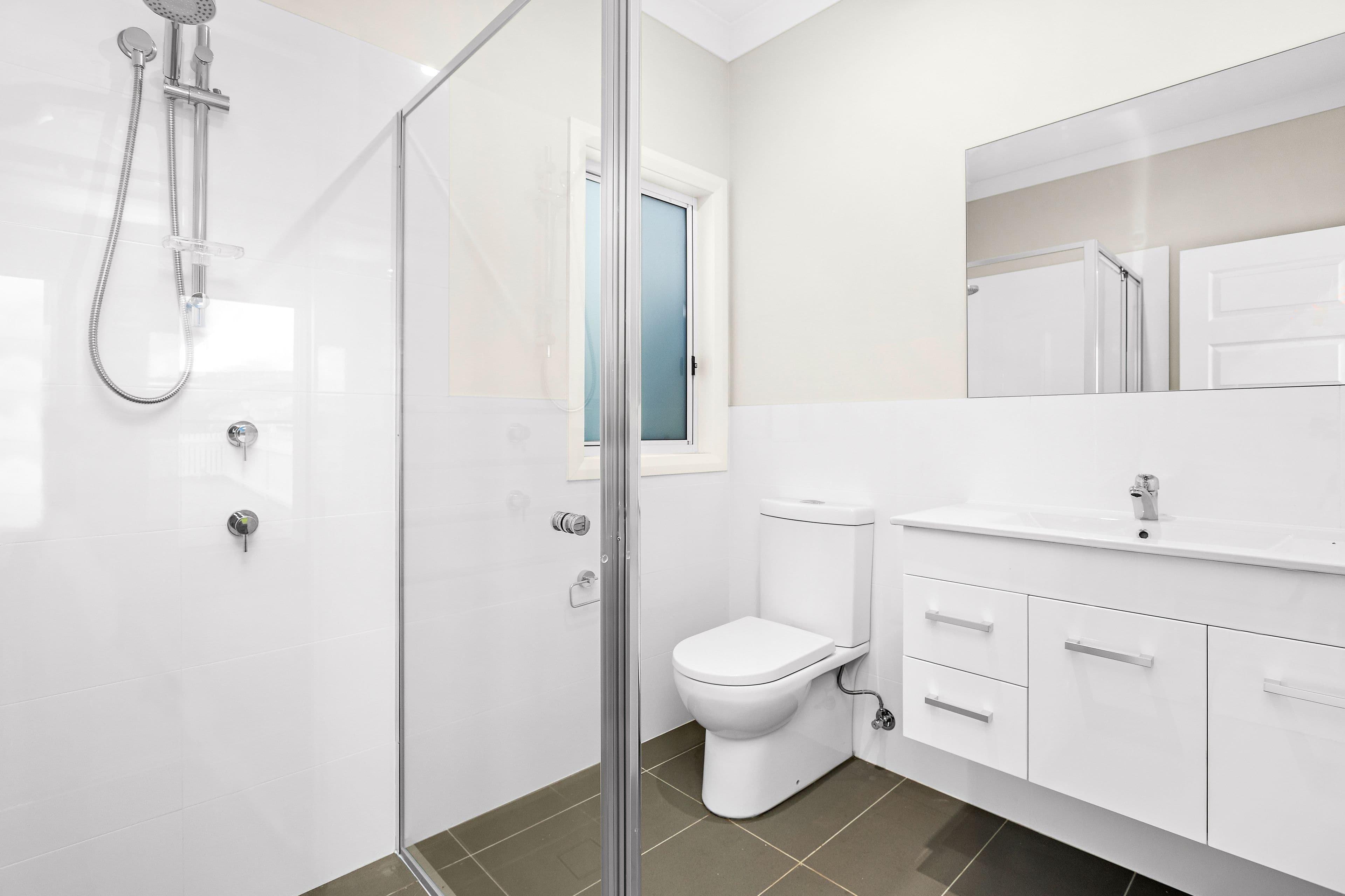 24 Austinmer Street, Tullimbar - Thumbnail 3