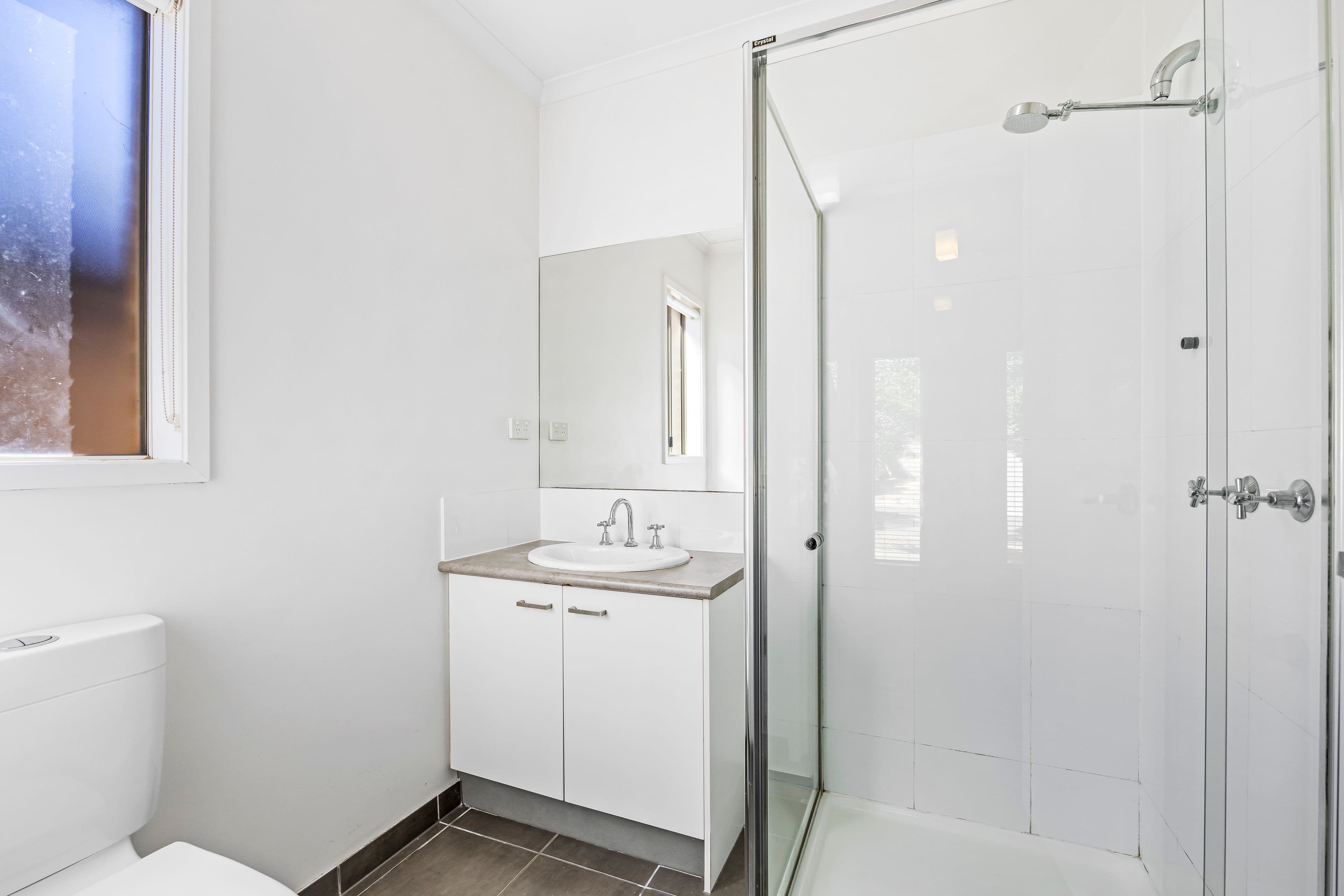 5 Clovedale Avenue, Alfredton VIC 3350, Alfredton - Thumbnail 3