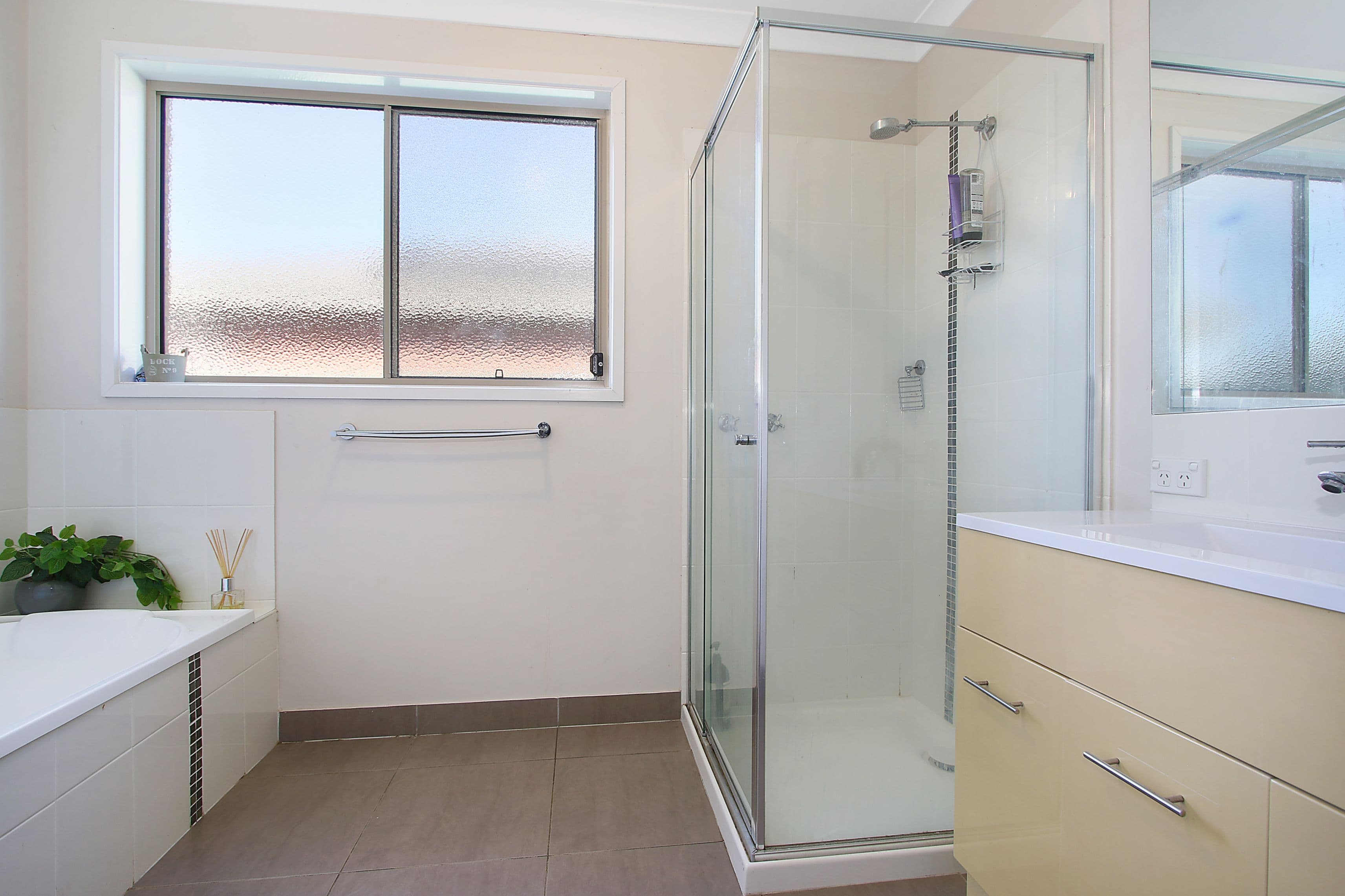148 Kennedy Street, Howlong NSW 2643, Howlong - Thumbnail 5