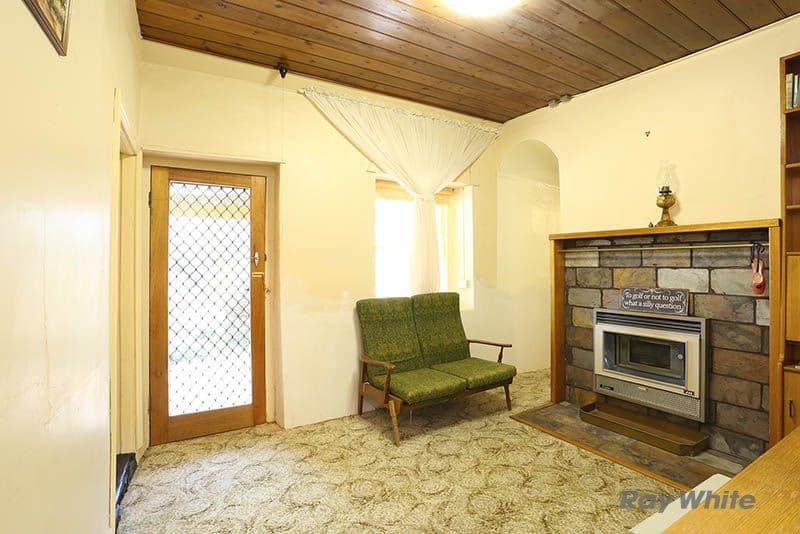 10 Bridge Street East, Burra SA 5417, Burra - Thumbnail 4