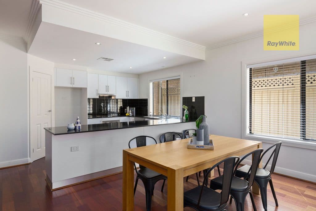 9 Oakmont Crescent, Novar Gardens SA 5040, Novar Gardens - Thumbnail 5
