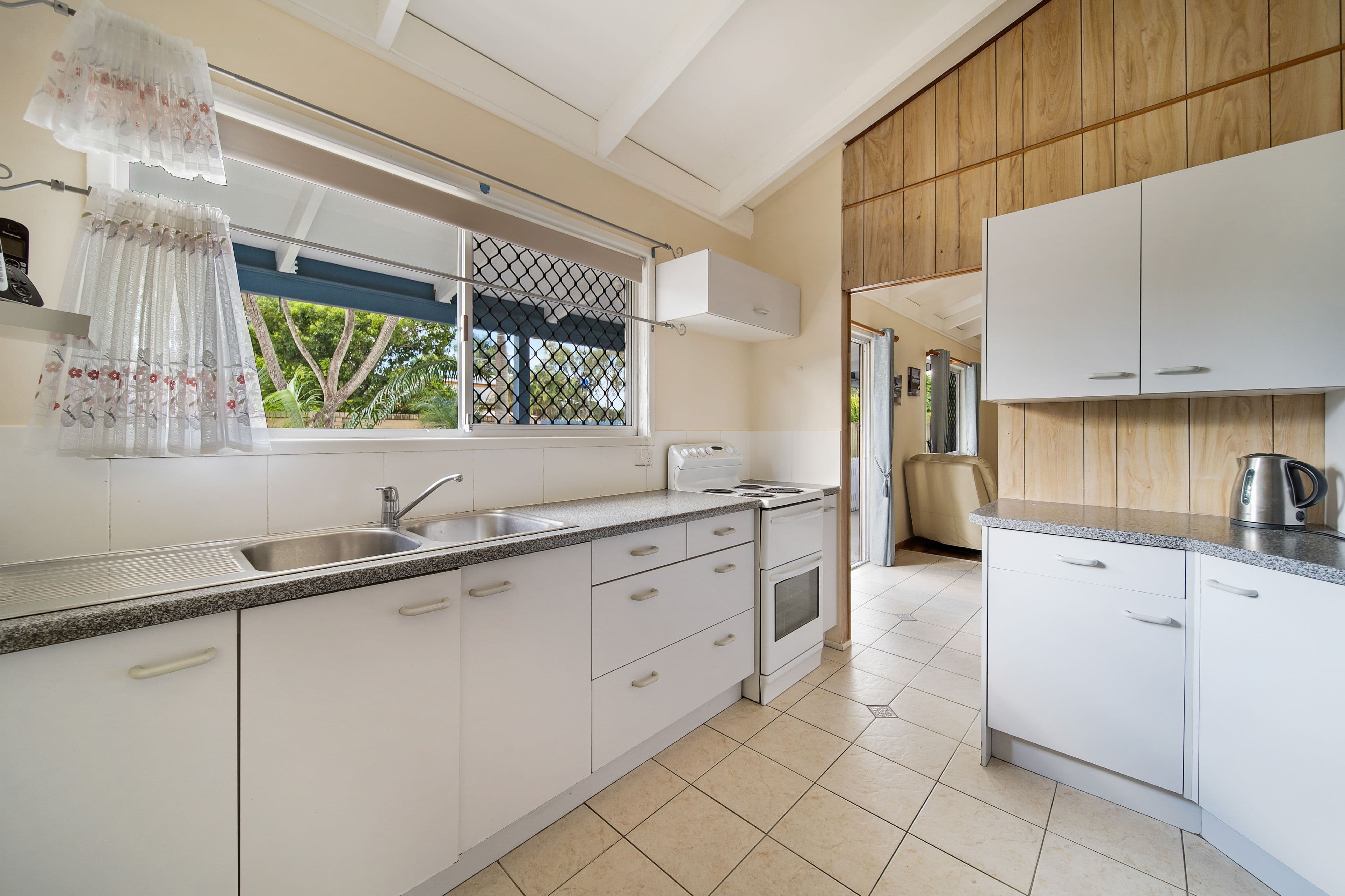 21 Peppermint Street, Crestmead QLD 4132, Crestmead - Thumbnail 2