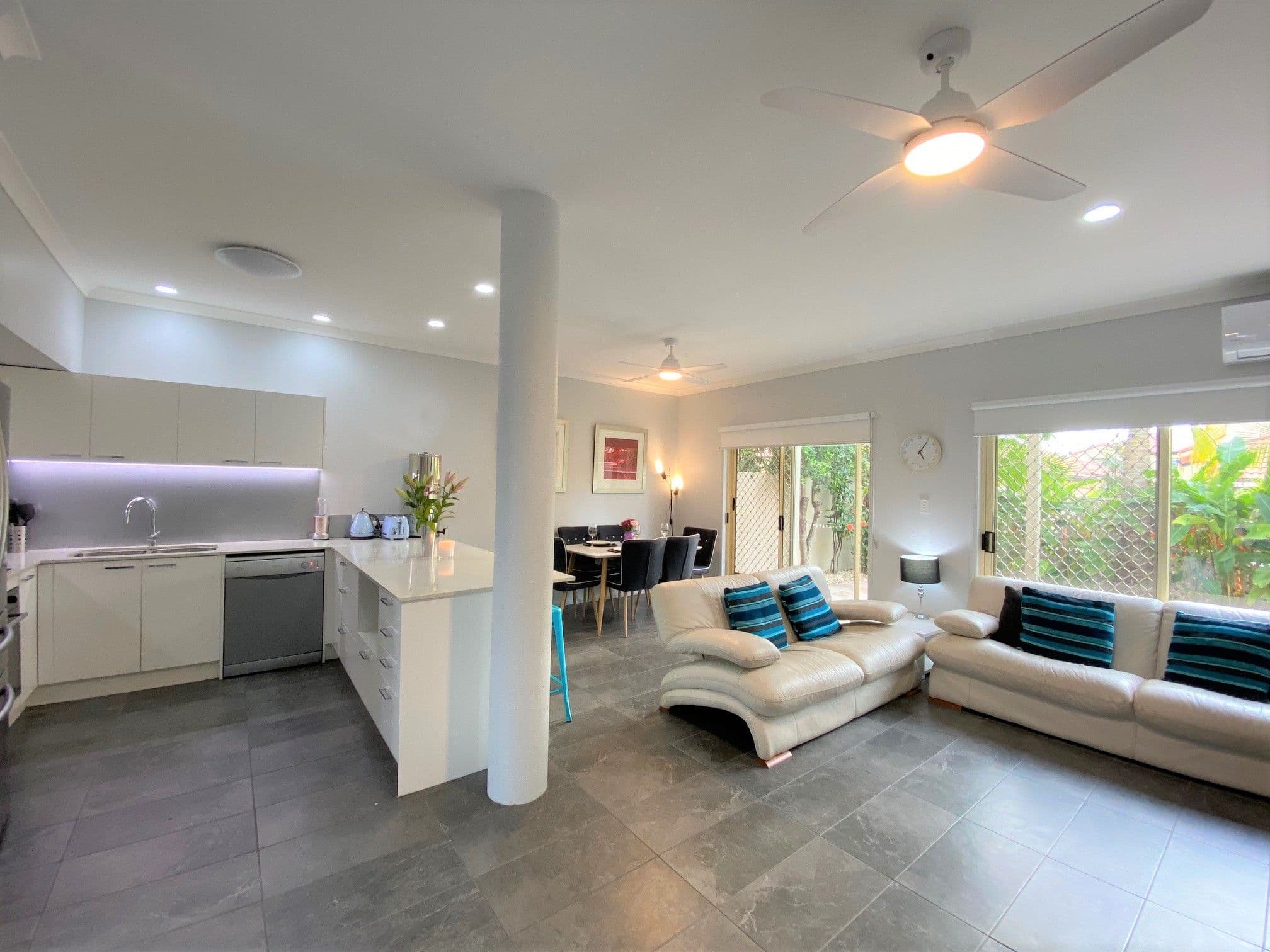 60 Caseys Road, Hope Island QLD 4212, Hope Island - Thumbnail 7