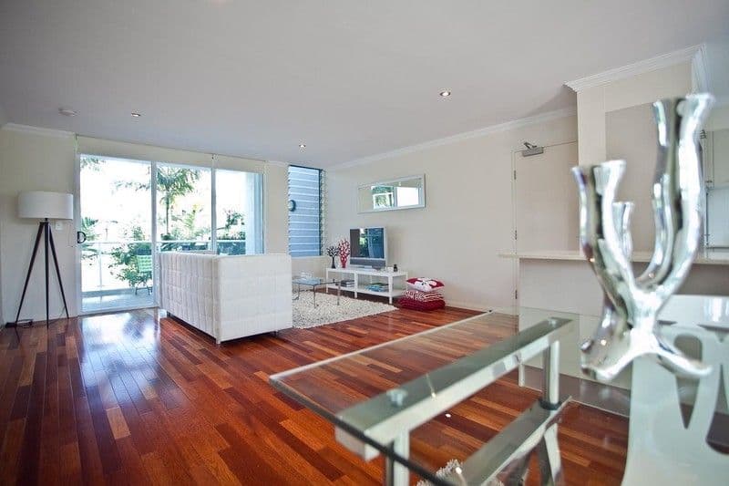 5 'Reflections On The Park' Aruma Street, CHEVRON ISLAND QLD 4217, Chevron Island - Thumbnail 4